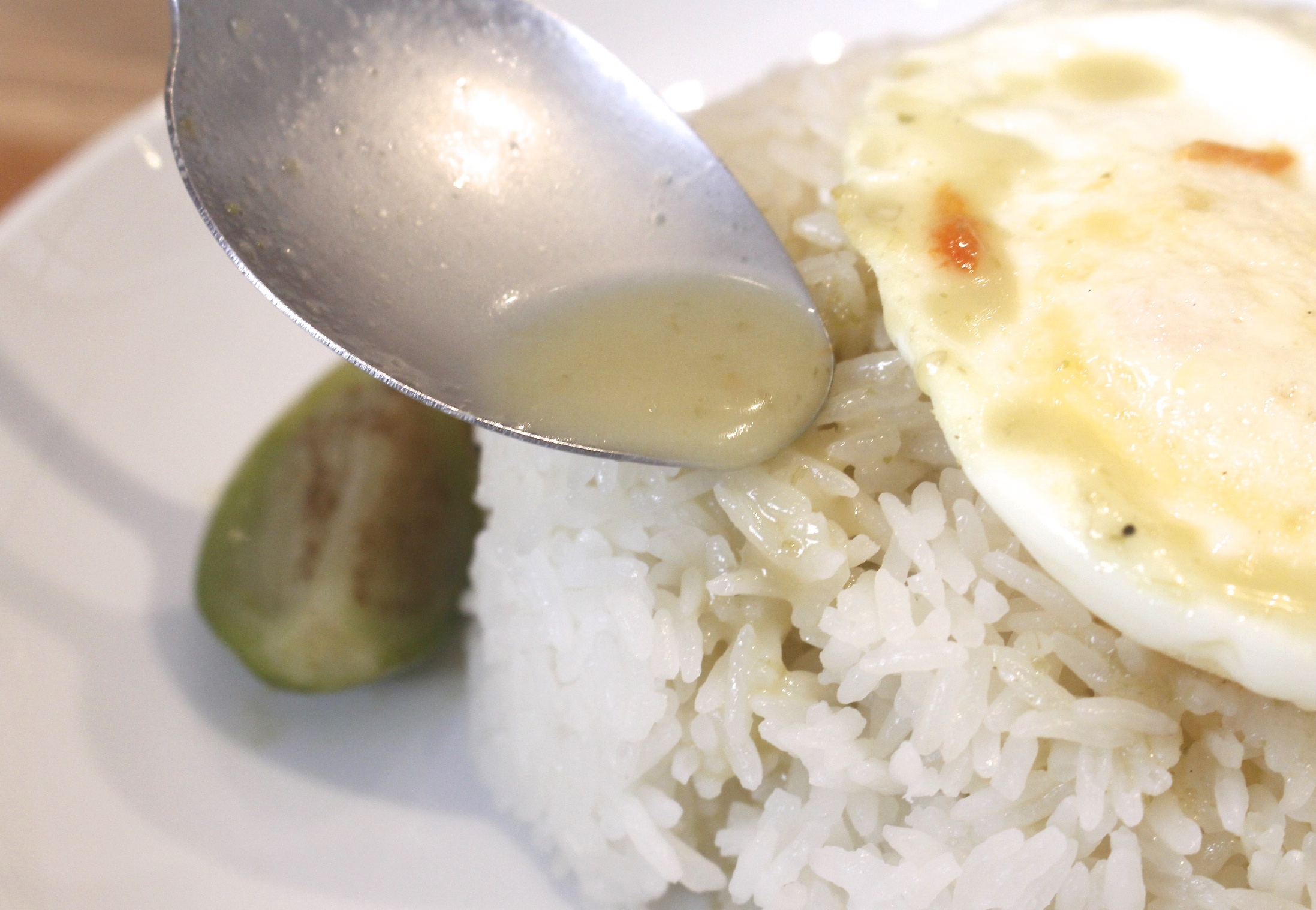 【桃園 阿含thai泰式料理】藏身在米干國的純泰料理。酸辣海鮮炒MAMA麵真對味!!! 【桃園 阿含thai泰式料理】藏身在米干國的純泰料理。酸辣海鮮炒MAMA麵真對味!!!