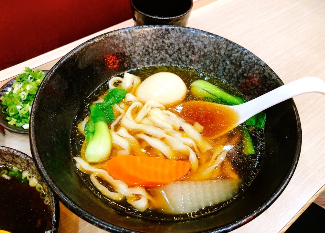 【新北 清一色牛肉麵】大胃王請進!!!牛肉麵免費續麵續湯、竟然還有珍珠奶茶免費喝到飽 【新北 清一色牛肉麵】大胃王請進!!!牛肉麵免費續麵續湯、竟然還有珍珠奶茶免費喝到飽