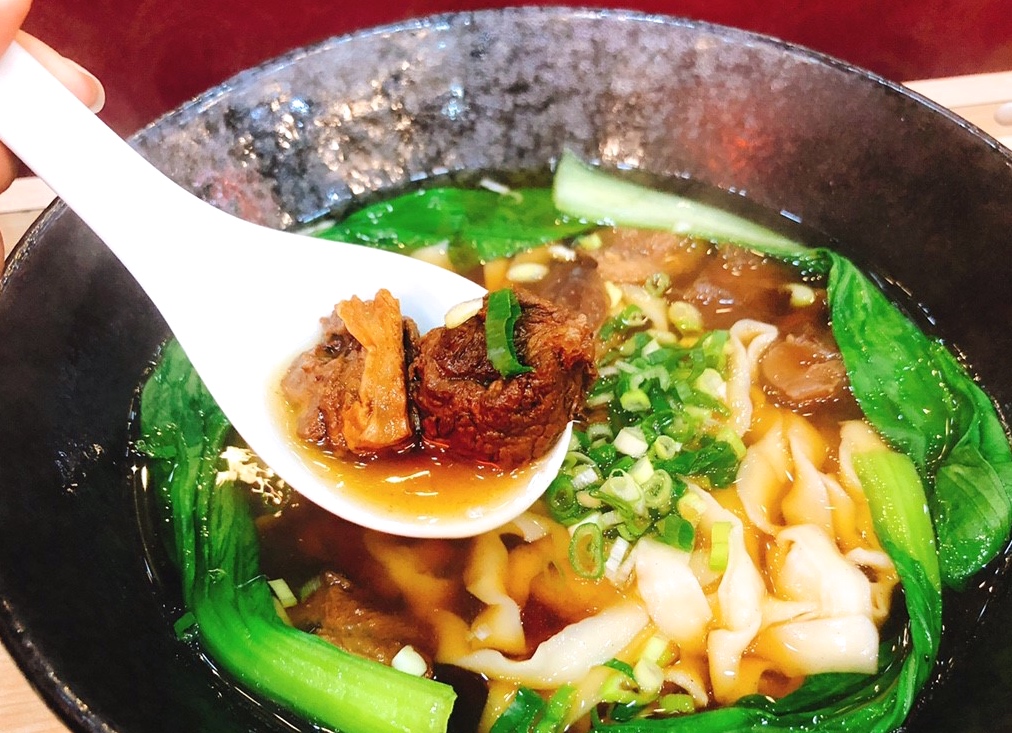 【新北 清一色牛肉麵】大胃王請進!!!牛肉麵免費續麵續湯、竟然還有珍珠奶茶免費喝到飽 【新北 清一色牛肉麵】大胃王請進!!!牛肉麵免費續麵續湯、竟然還有珍珠奶茶免費喝到飽