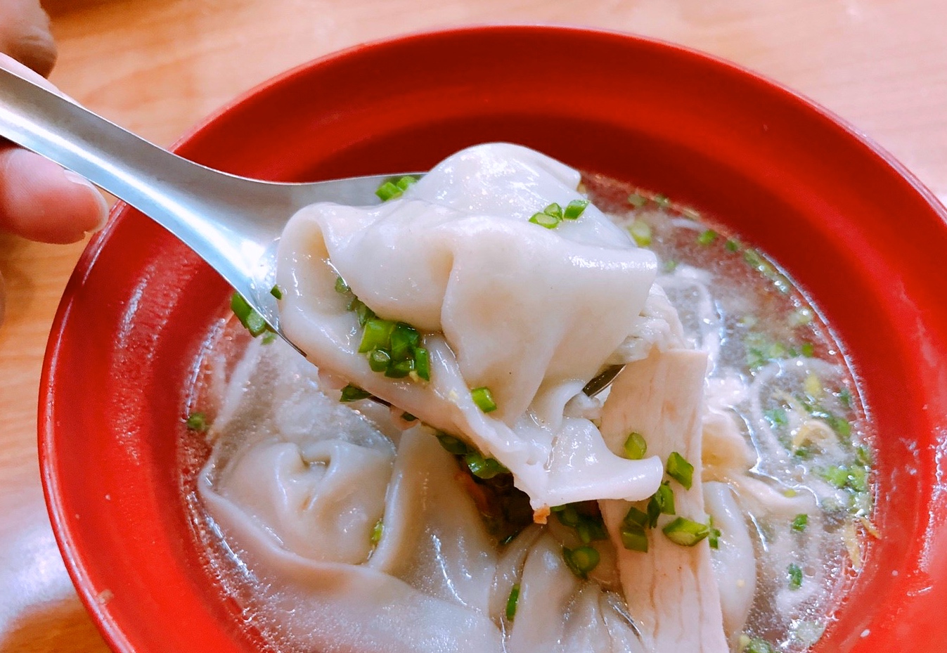 【台南 福榮小吃店】邁向百年的阿瑞意麵。自製意麵不添加味精口味相當清淡! 【台南 福榮小吃店】邁向百年的阿瑞意麵。自製意麵不添加味精口味相當清淡!
