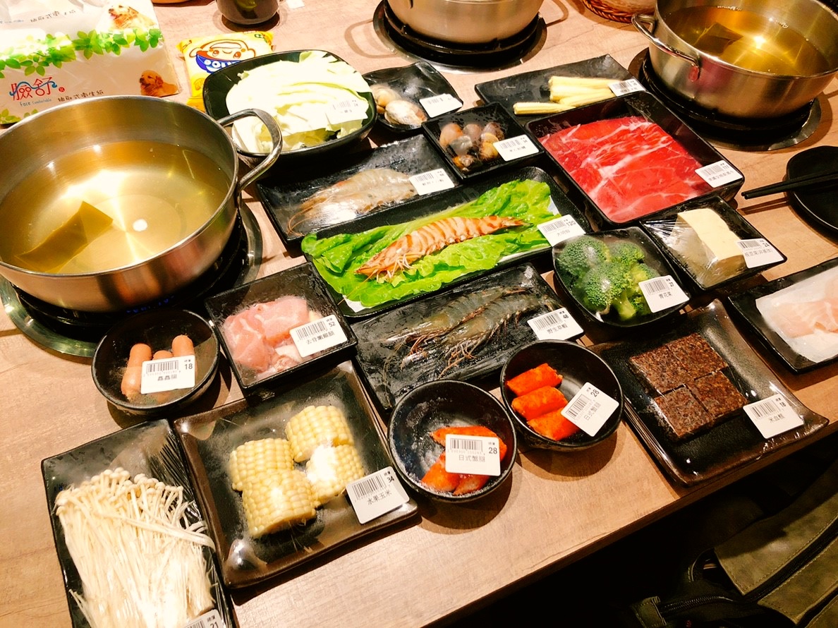 【台北 東吉水產】馬辣集團也推超市火鍋。60元享有麵食.牛丼.UCC咖啡.MEJI冰淇淋無限吃
