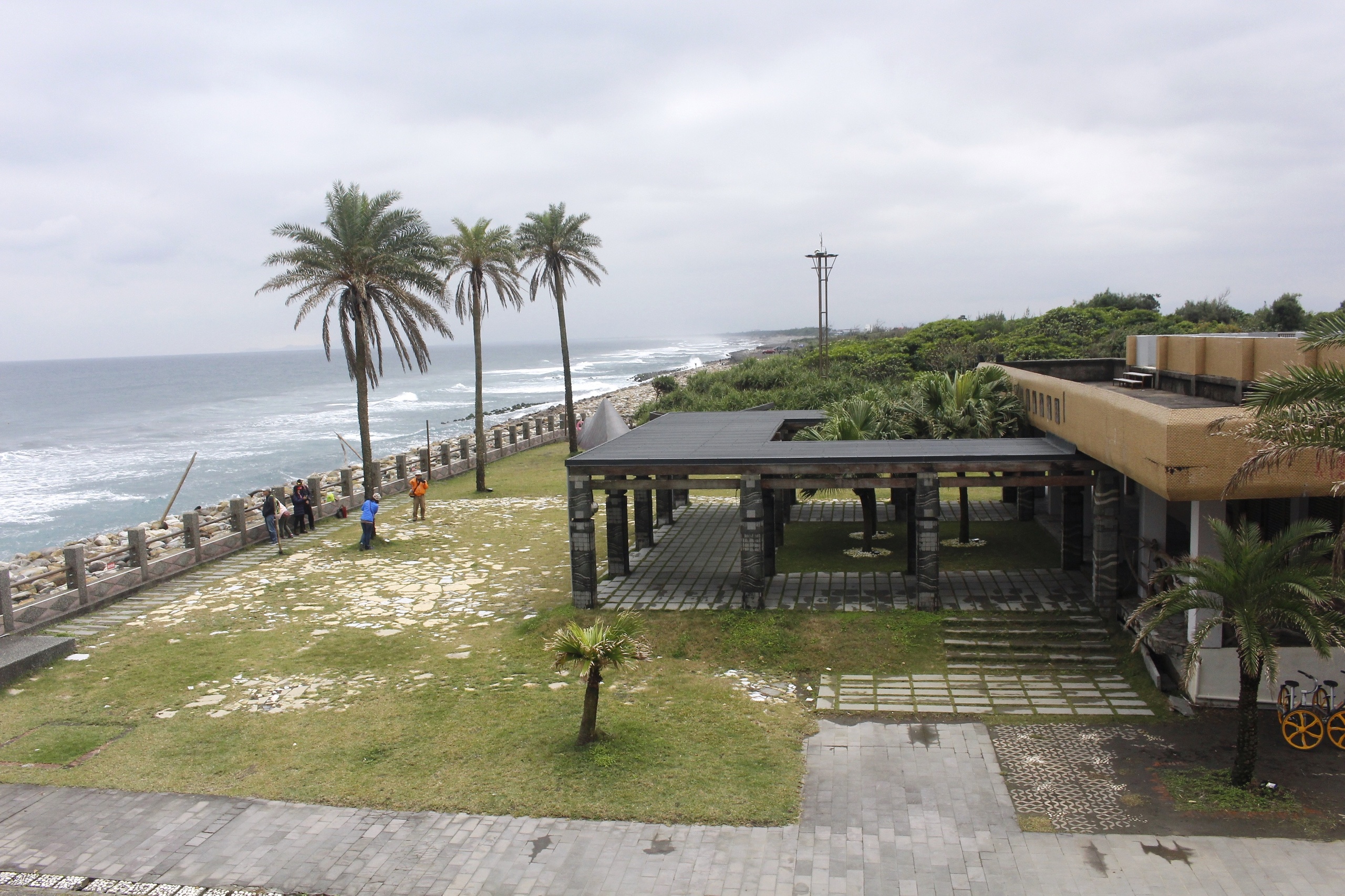 【宜蘭 濱海森林公園】海邊廢墟拍照點「八角瞭望台」。360度零死角欣賞美景!! 【宜蘭 濱海森林公園】海邊廢墟拍照點「八角瞭望台」。360度零死角欣賞美景!!