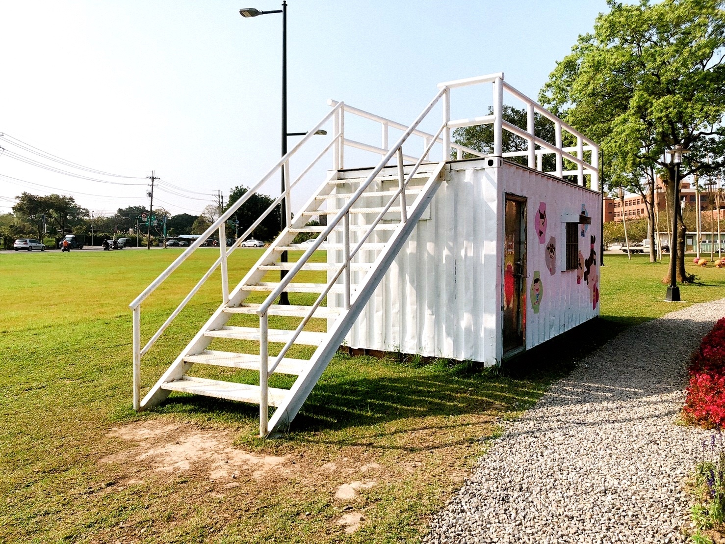 【桃園 客家園區共融式遊戲場】藏匿於浪漫花海。以鞦韆為主題的客家公園 【桃園 客家園區共融式遊戲場】藏匿於浪漫花海。以鞦韆為主題的客家公園