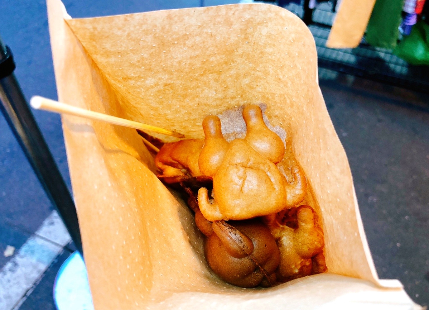 【桃園 野士麥德】中原夜市也能吃到?台中逢甲上來的 “烤全雞”雞蛋糕 【桃園 野士麥德】中原夜市也能吃到?台中逢甲上來的 “烤全雞”雞蛋糕