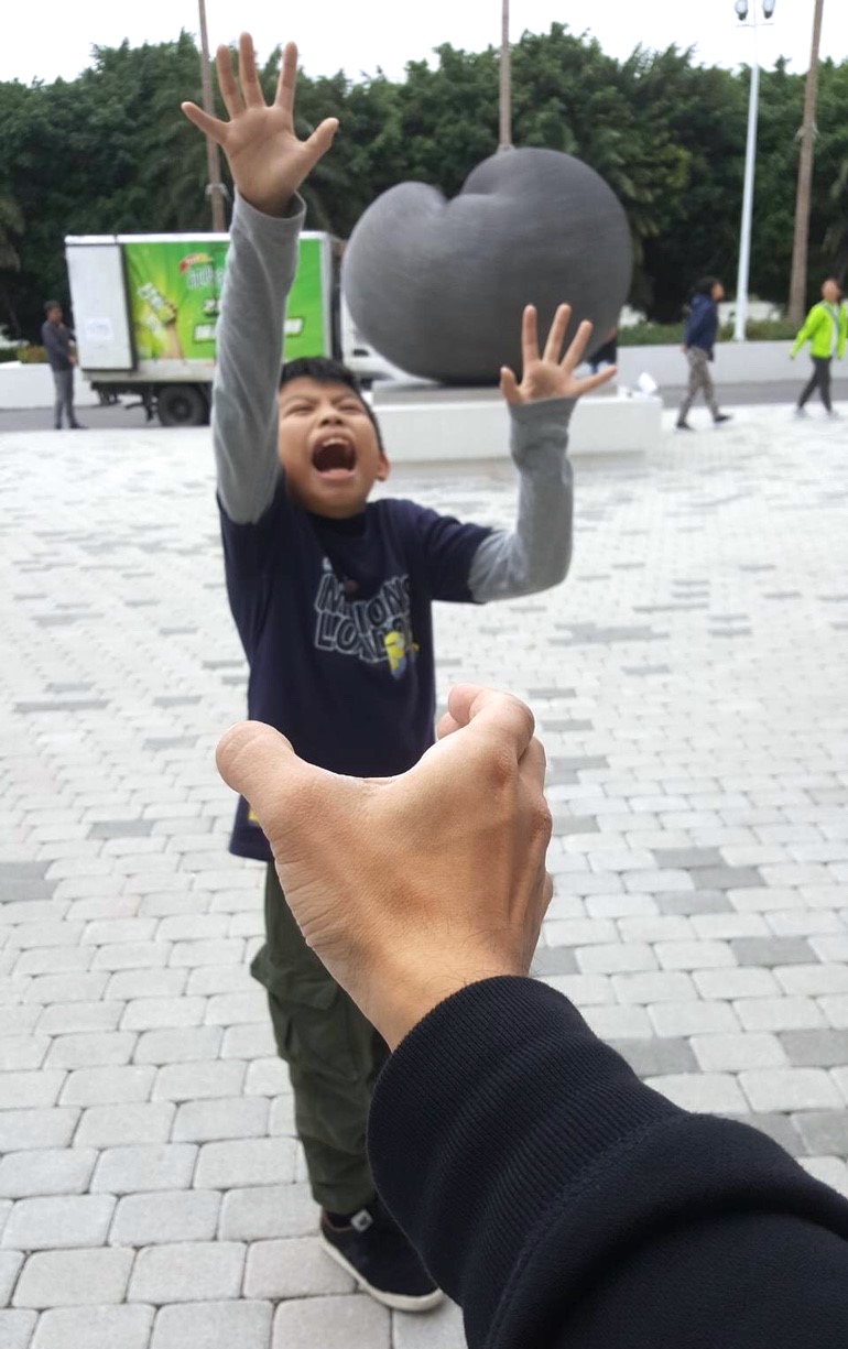 【花蓮 新天堂樂園】全世界室內最高雙螺旋溜滑梯。5樓滑到B1只需要12~15秒