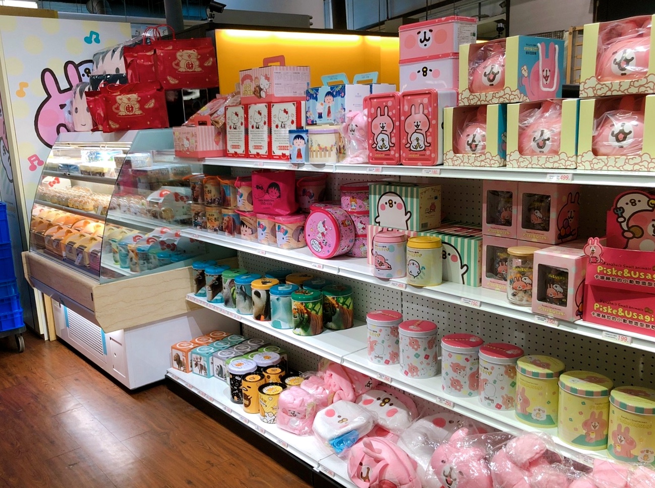 【新北 雅蒙蒂文創烘焙禮品】板橋環球限定版「兔兔、P助」人行燒。香醇水滴巧克力在裡頭! 【新北 雅蒙蒂文創烘焙禮品】板橋環球限定版「兔兔、P助」人行燒。香醇水滴巧克力在裡頭!