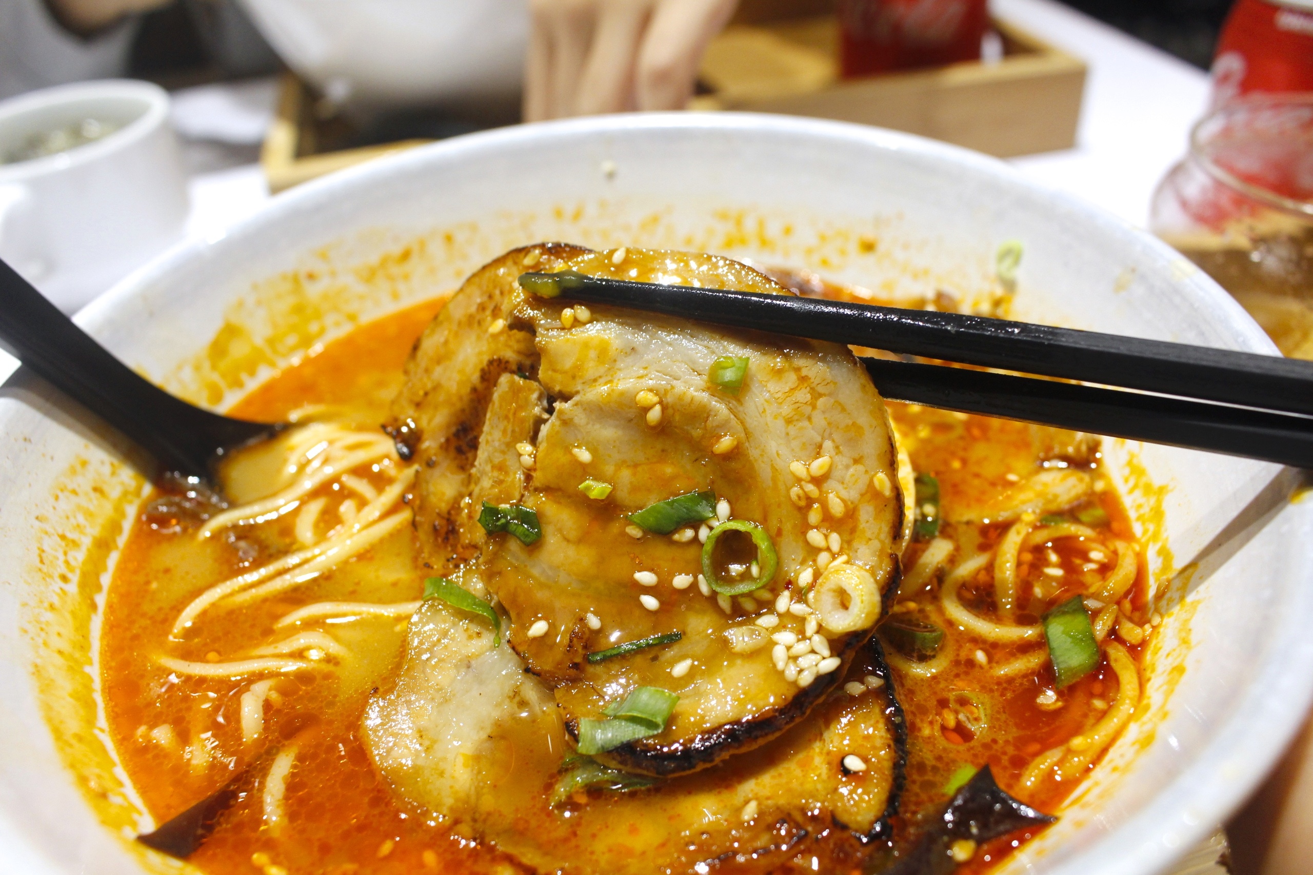 【桃園 半自動飯賣所】車站前無人販賣機餐廳。華潮手創料理另一新品牌 【桃園 半自動飯賣所】車站前無人販賣機餐廳。華潮手創料理另一新品牌
