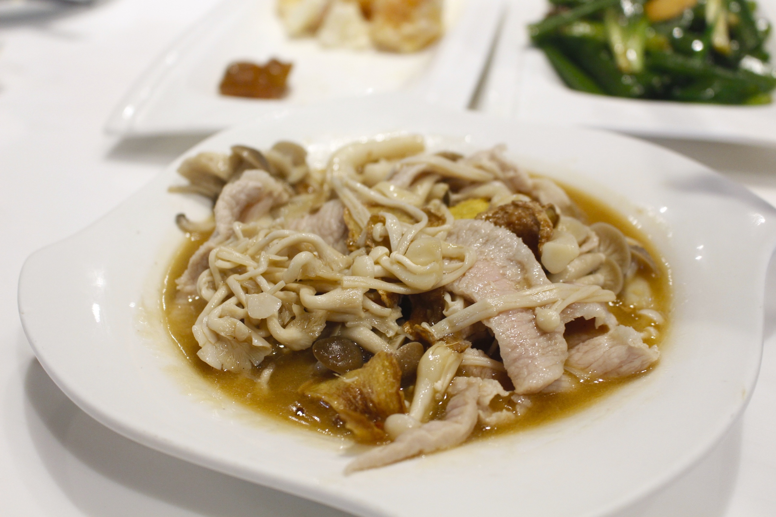 【桃園 星上星港式飲茶】2019大轉型新菜單上市。高檔活體海鮮、菲力牛肉全入菜