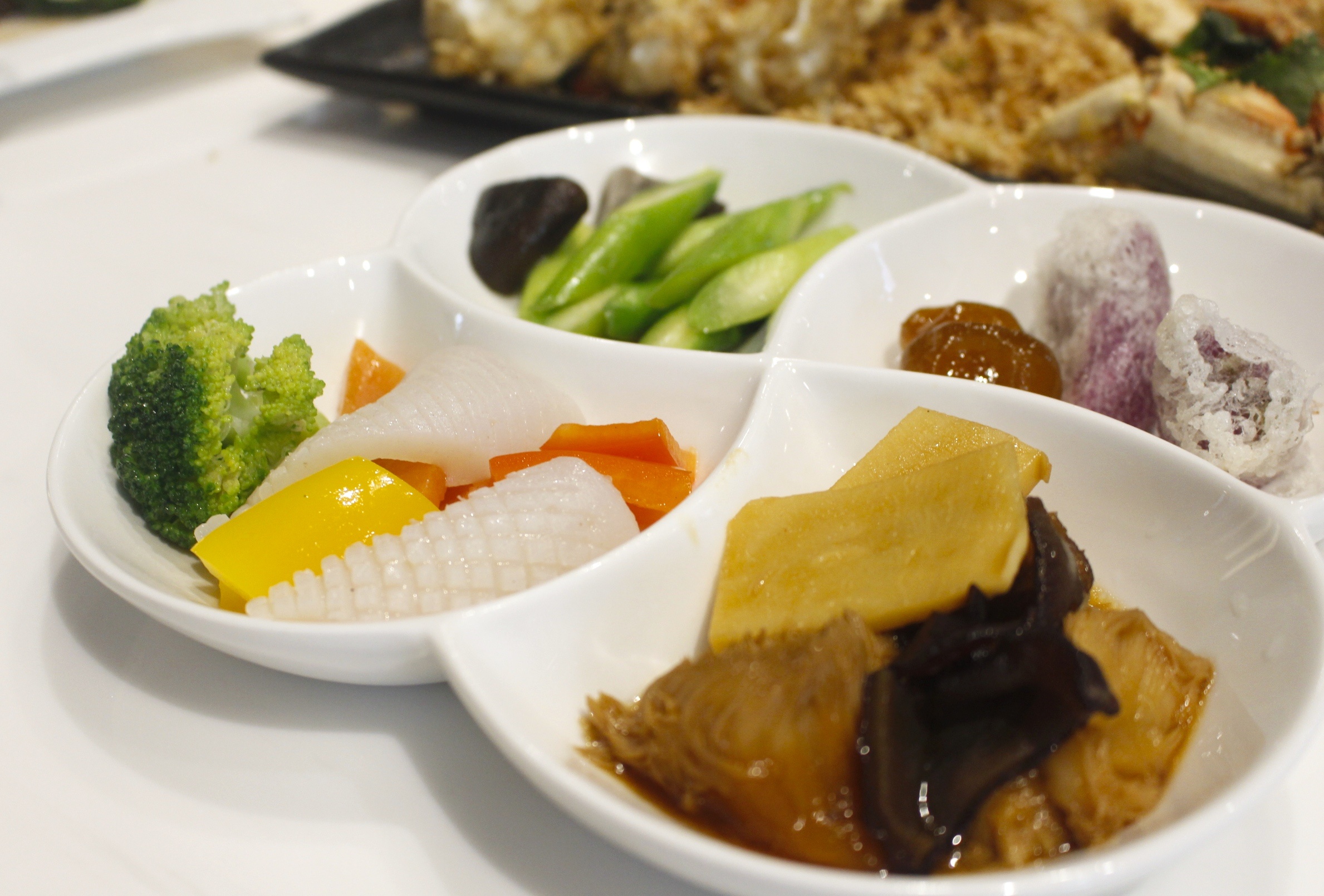 【桃園 星上星港式飲茶】2019大轉型新菜單上市。高檔活體海鮮、菲力牛肉全入菜