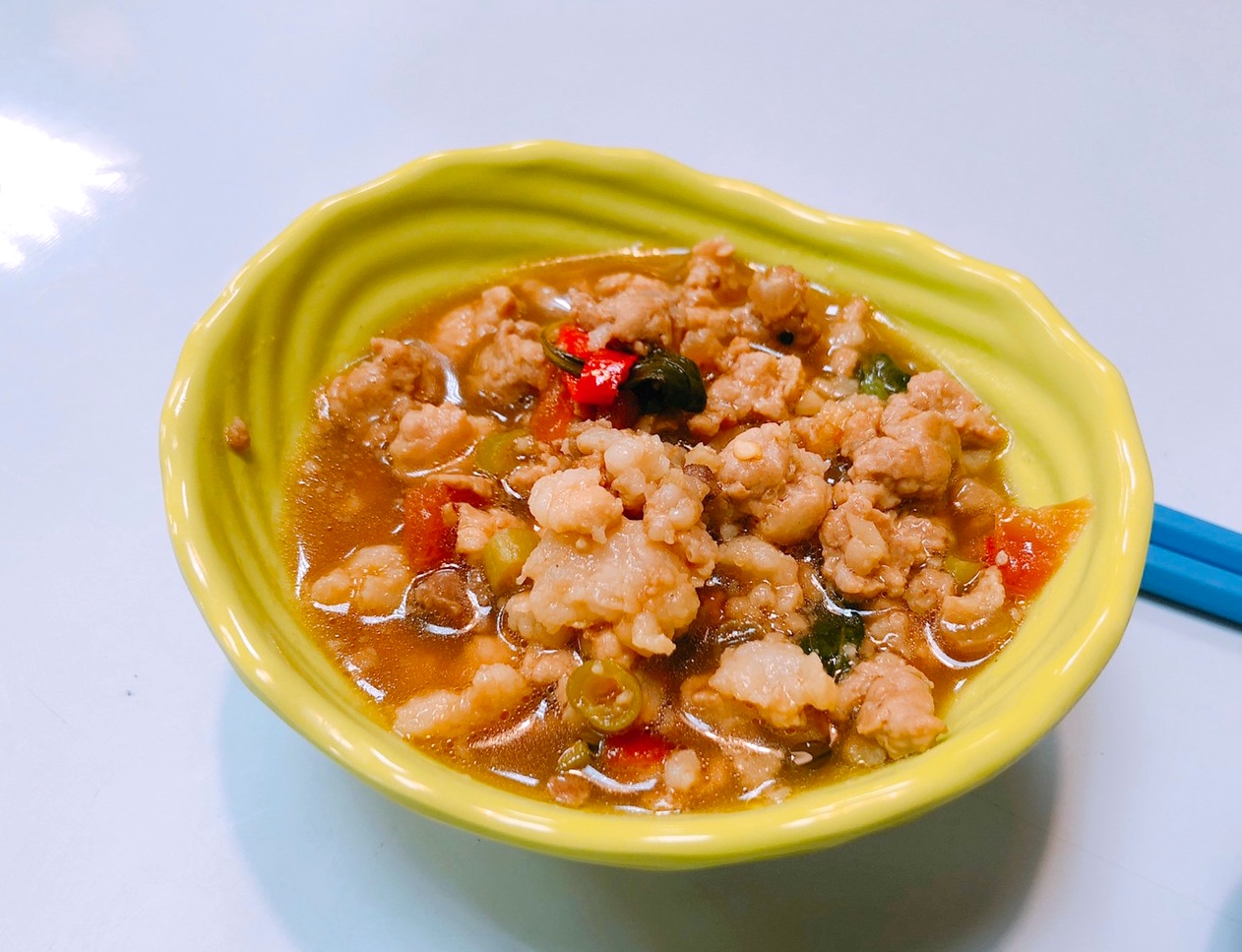 【桃園 黃金波海南雞飯】一秒飛泰國街頭內用有嘟嘟車。 海南雞飯(ข้าวมันไก่)好鮮嫩真的不夠吃？