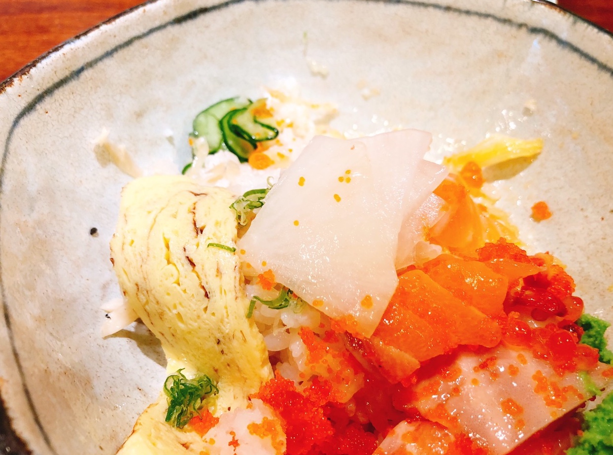 【桃園 丼力屋】下龜山溫馨日本料理。唯美擺盤刺身丼飯おいしい 【桃園 丼力屋】下龜山溫馨日本料理。唯美擺盤刺身丼飯おいしい
