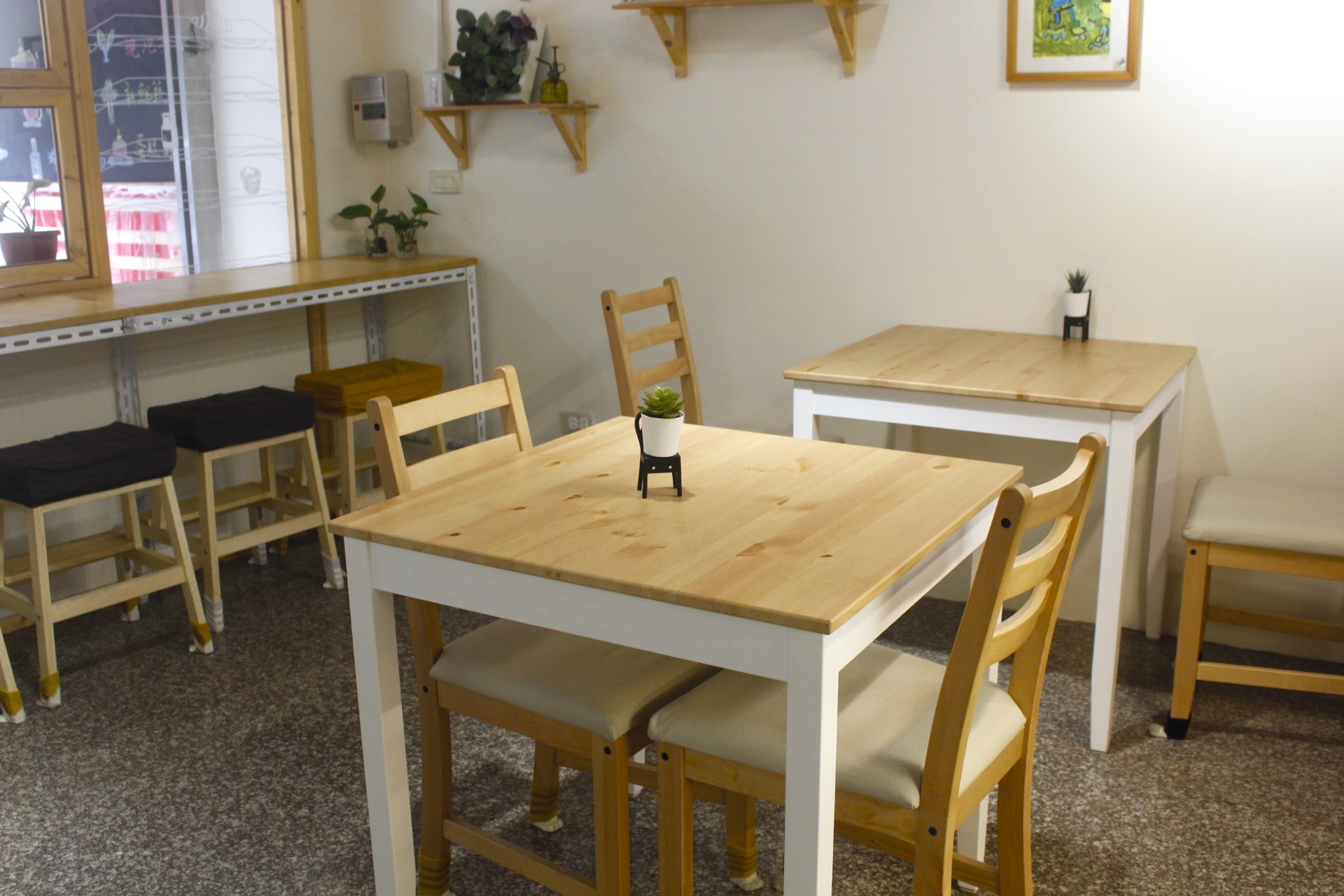 【桃園 阿枝與他的小夥伴*小枝】龜山在地手作烘焙店。當家熱銷品「超萌三花の卷」 【桃園 阿枝與他的小夥伴*小枝】龜山在地手作烘焙店。當家熱銷品「超萌三花の卷」