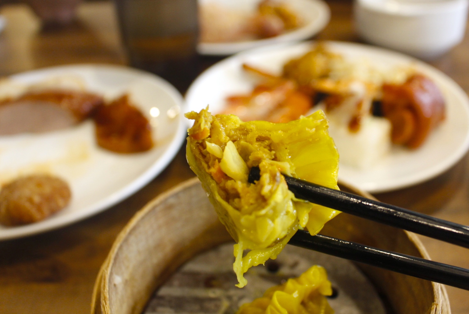 【新北 港龘港式飲茶】歐式自助百匯(泰山店)。平日中午365元吃到飽/附設停車場 【新北 港龘港式飲茶】歐式自助百匯(泰山店)。平日中午365元吃到飽/附設停車場