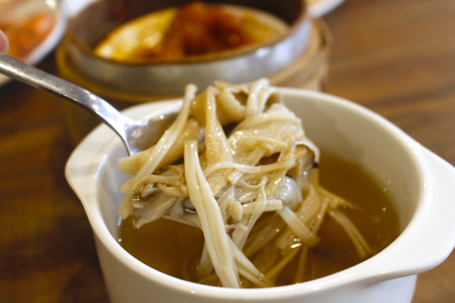 【新北 港龘港式飲茶】歐式自助百匯(泰山店)。平日中午365元吃到飽/附設停車場