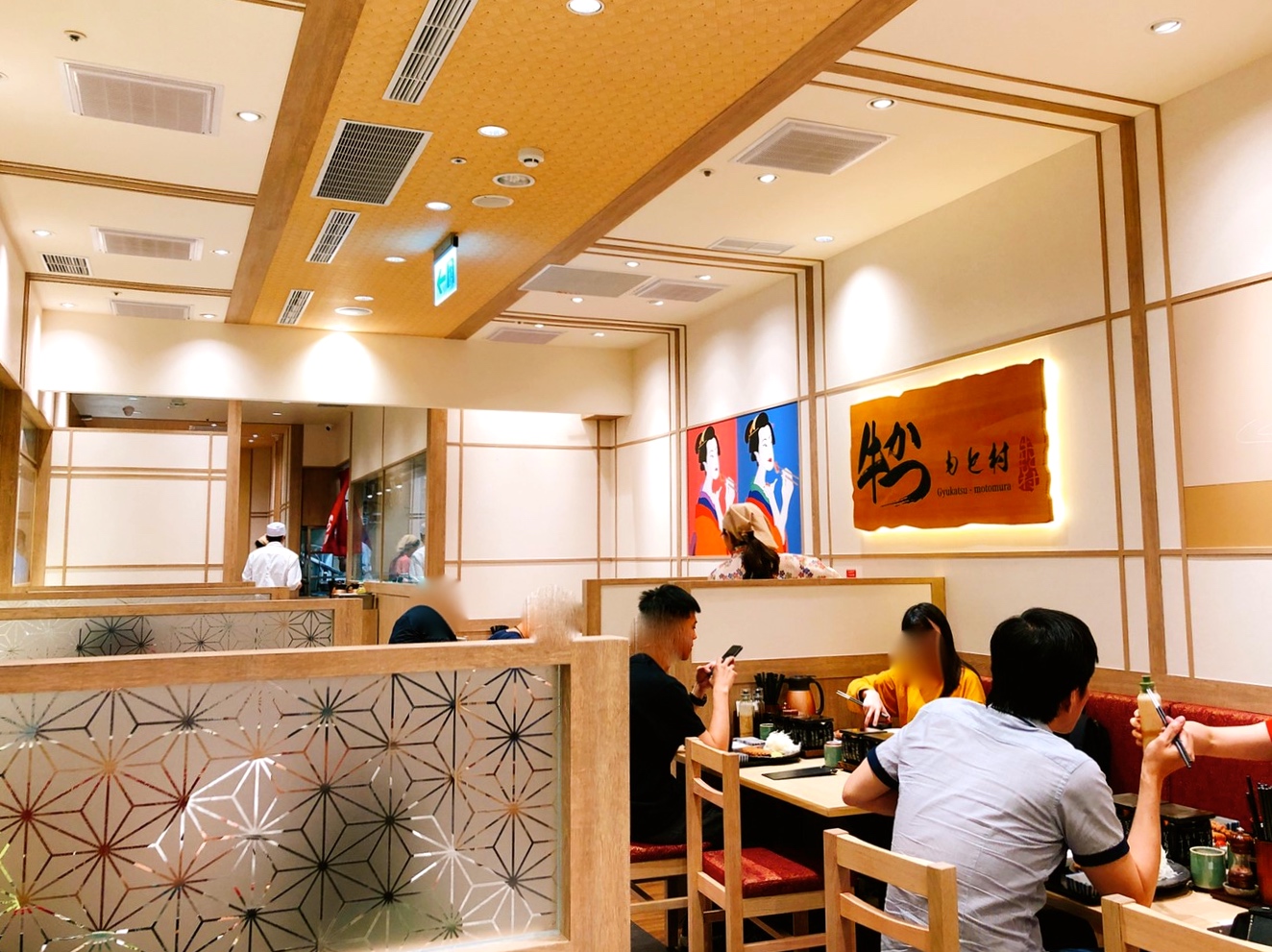 【新北 牛かつもと村】日本超人氣連鎖炸牛排。台灣唯一插旗在林口三井Outlet