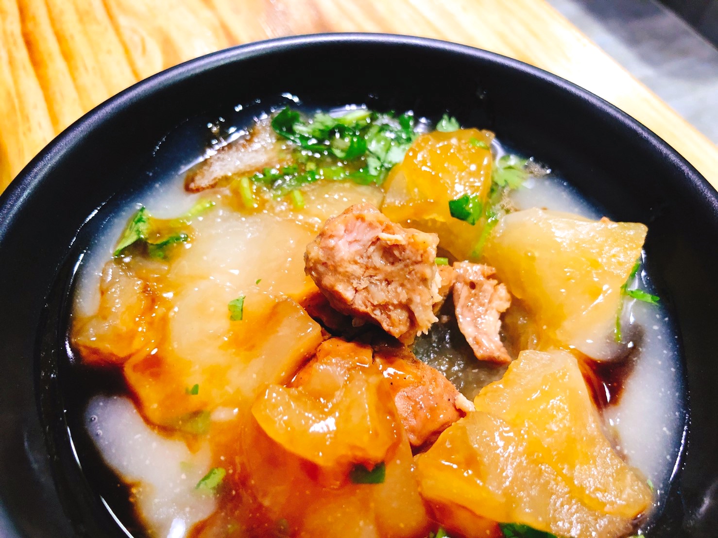【桃園 監獄肉圓】要入獄才能吃到的脆皮肉圓。外皮香酥脆、肉餡飽滿又扎實 【桃園 監獄肉圓】要入獄才能吃到的脆皮肉圓。外皮香酥脆、肉餡飽滿又扎實