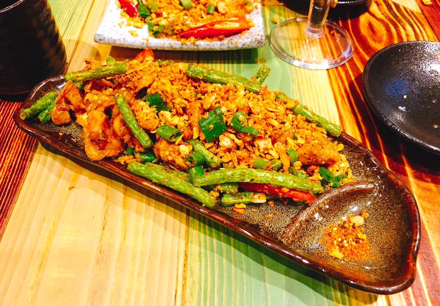 【桃園 小料理食事処】後站人氣居酒屋熱炒。小店擴大經營饕客依然絡繹不絕!椒鹽七里香下飯下酒 【桃園 小料理食事処】後站人氣居酒屋熱炒。小店擴大經營饕客依然絡繹不絕!椒鹽七里香下飯下酒