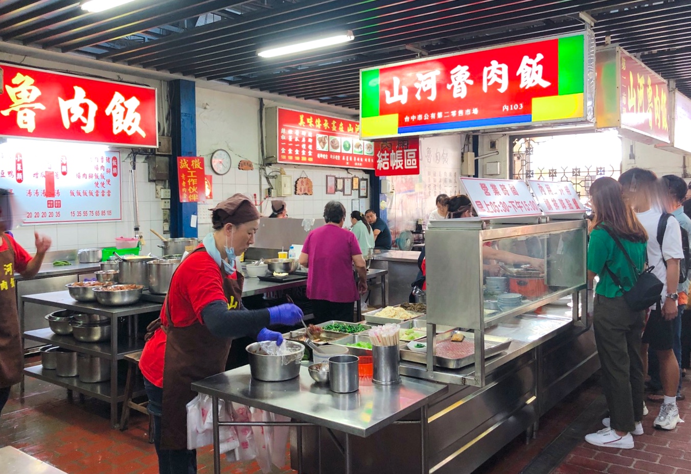 山河魯肉飯,滷肉飯,控肉飯,台中美食,市場美食,第二市場美食,台中第二場,麻薏湯,滷肉飯,魯肉飯,台灣小吃,