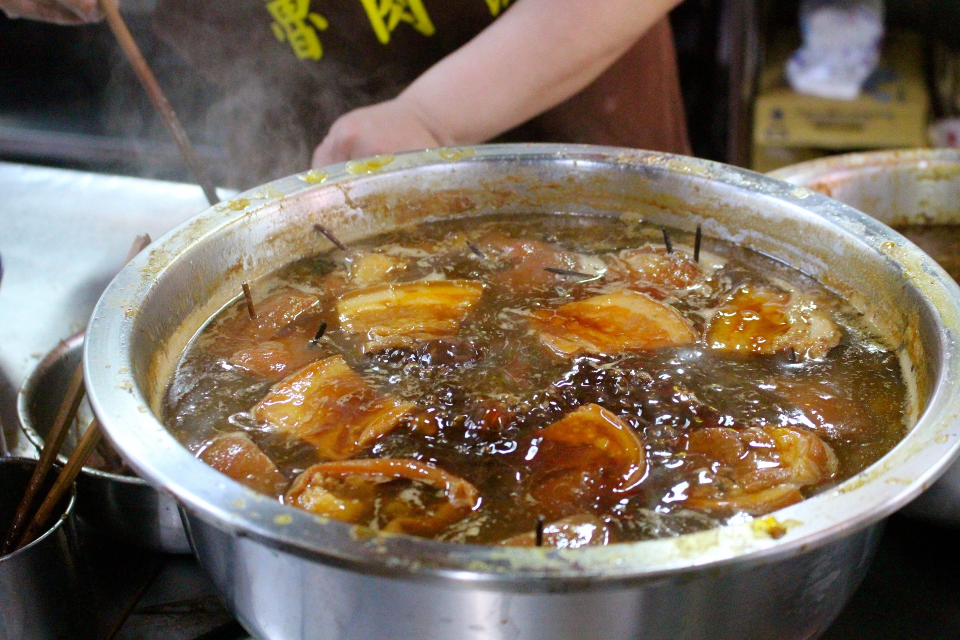 山河魯肉飯,滷肉飯,控肉飯,台中美食,市場美食,第二市場美食,台中第二場,麻薏湯,滷肉飯,魯肉飯,台灣小吃,