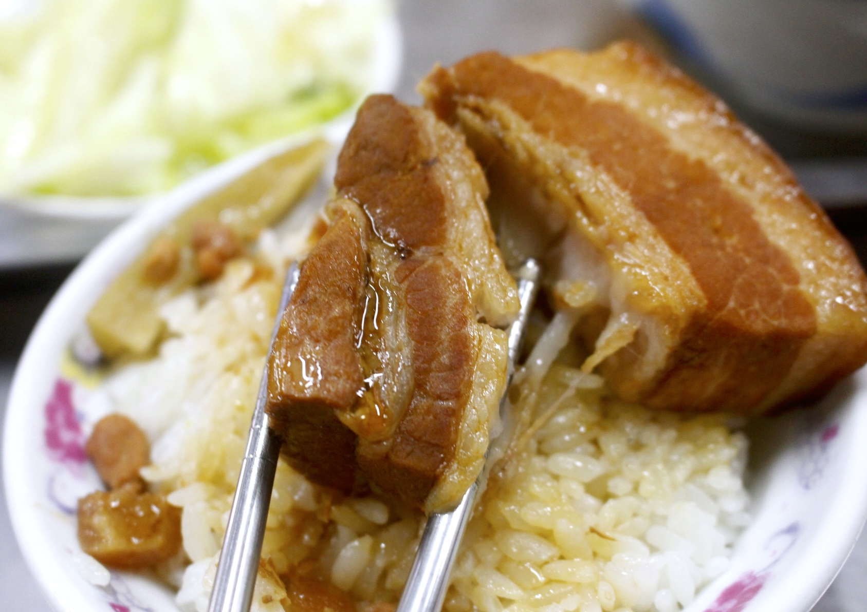 山河魯肉飯,滷肉飯,控肉飯,台中美食,市場美食,第二市場美食,台中第二場,麻薏湯,滷肉飯,魯肉飯,台灣小吃,
