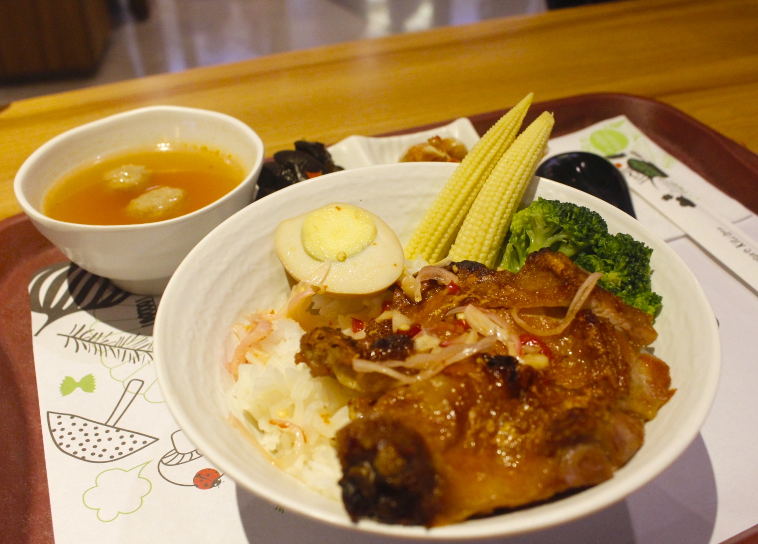 【桃園 Thai.bo 泰飽】大江美食街-泰式飯包。霸氣水果殼當成碗.就像一道菜! 【桃園 Thai.bo 泰飽】大江美食街-泰式飯包。霸氣水果殼當成碗.就像一道菜!