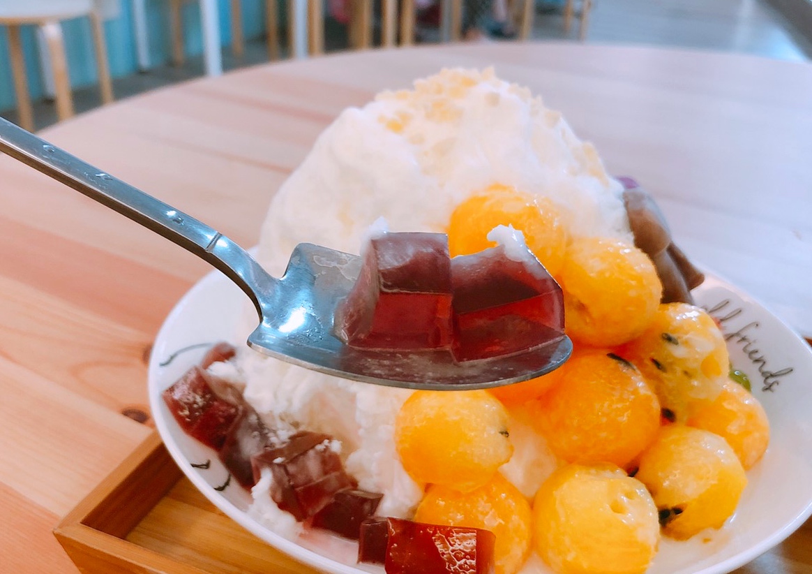 【桃園 冫ㄅㄧㄥ水1號店】巷弄藏匿的萌萌噠冰品店。摩艾石像也入冰、加5元就有一碗手工彩虹湯圓!超划算 【桃園 冫ㄅㄧㄥ水1號店】巷弄藏匿的萌萌噠冰品店。摩艾石像也入冰、加5元就有一碗手工彩虹湯圓!超划算