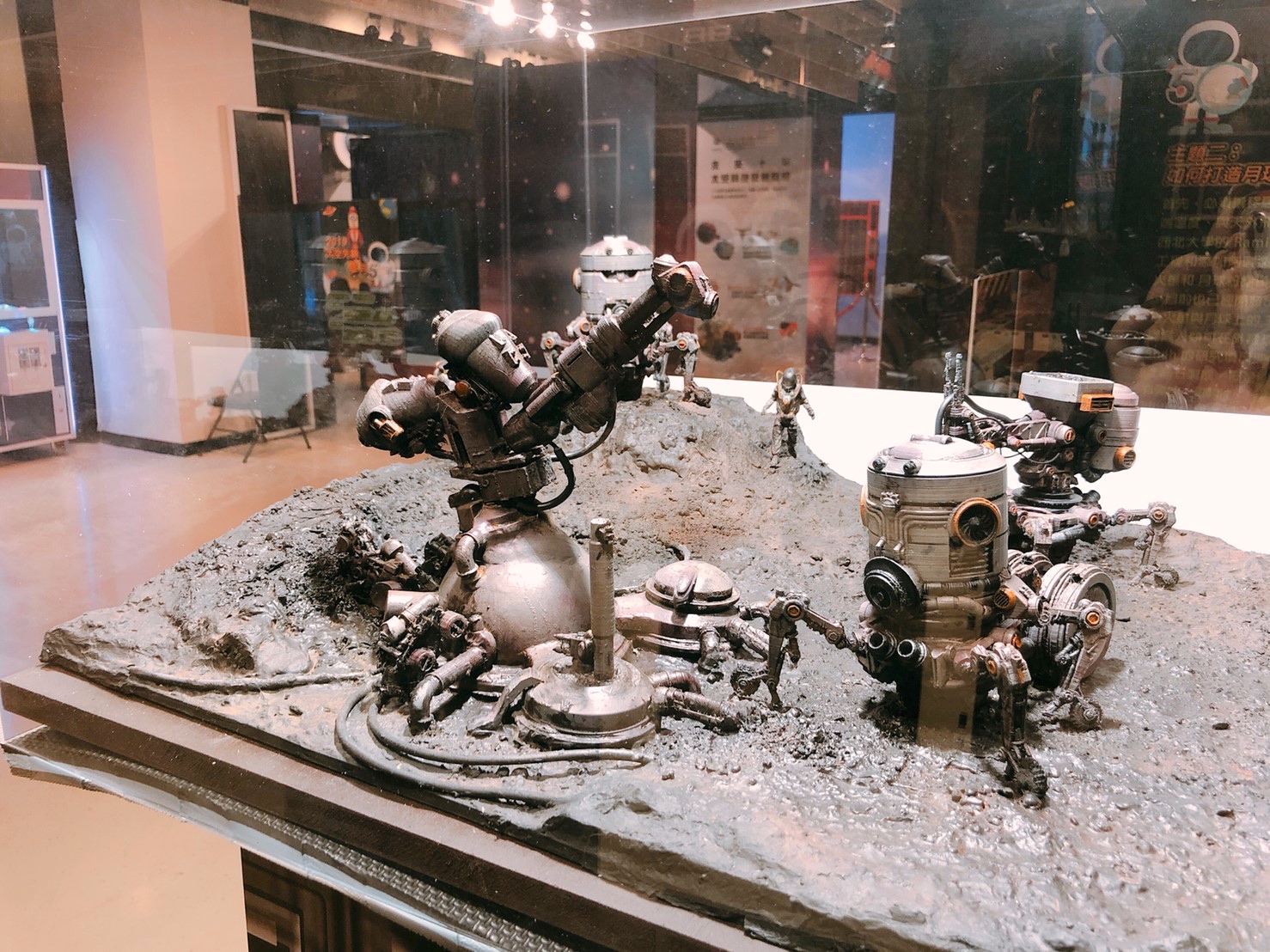 【台北 太空先鋒登月50特展】天文館活動至12月8日止。免費實境體驗VR、票根體驗懸吊月球漫步 【台北 太空先鋒登月50特展】天文館活動至12月8日止。免費實境體驗VR、票根體驗懸吊月球漫步