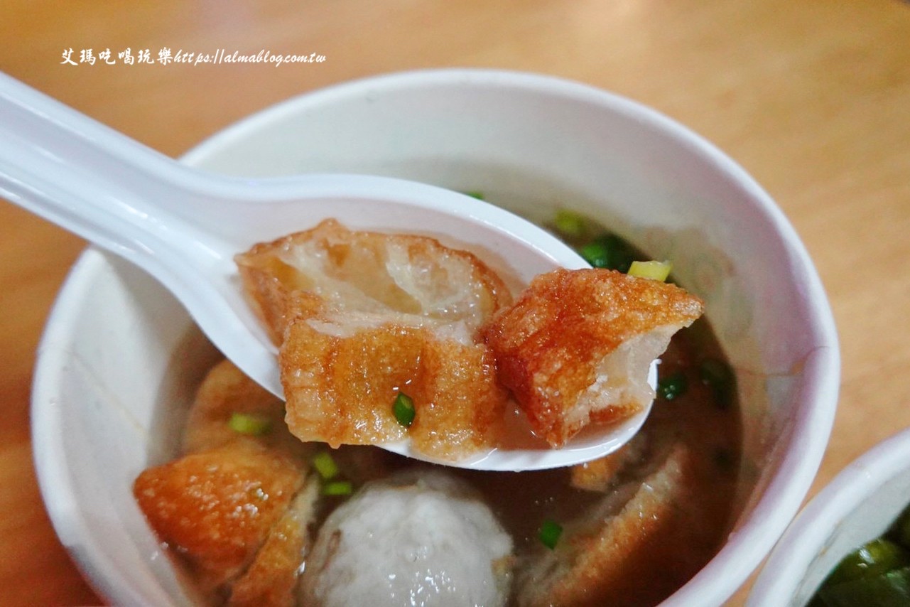 台南米糕,台灣小吃,桃園宵夜,深夜食堂,溫家台南米糕,米糕,虱目魚丸湯
