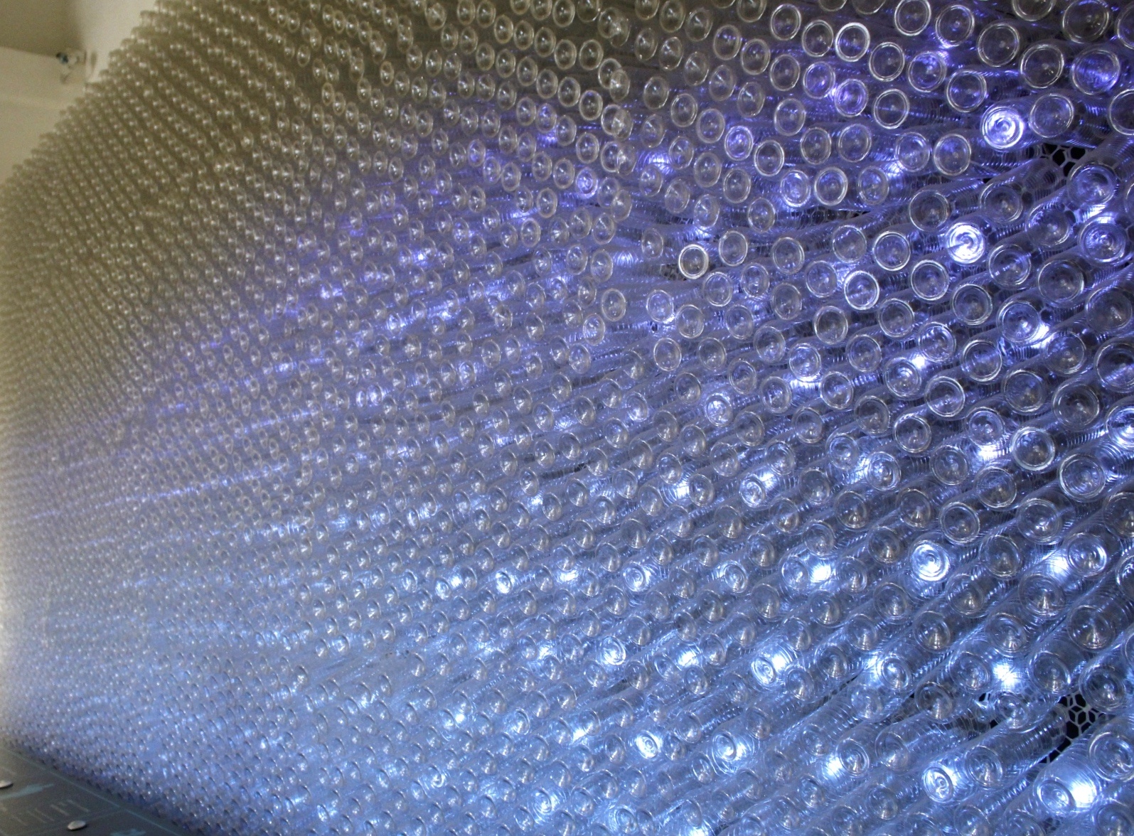 【新竹 水道取水口展示館】90年古蹟有了新生命。閃耀裝置藝術牆、淺水泡腳池、溜滑梯和攀岩 【新竹 水道取水口展示館】90年古蹟有了新生命。閃耀裝置藝術牆、淺水泡腳池、溜滑梯和攀岩