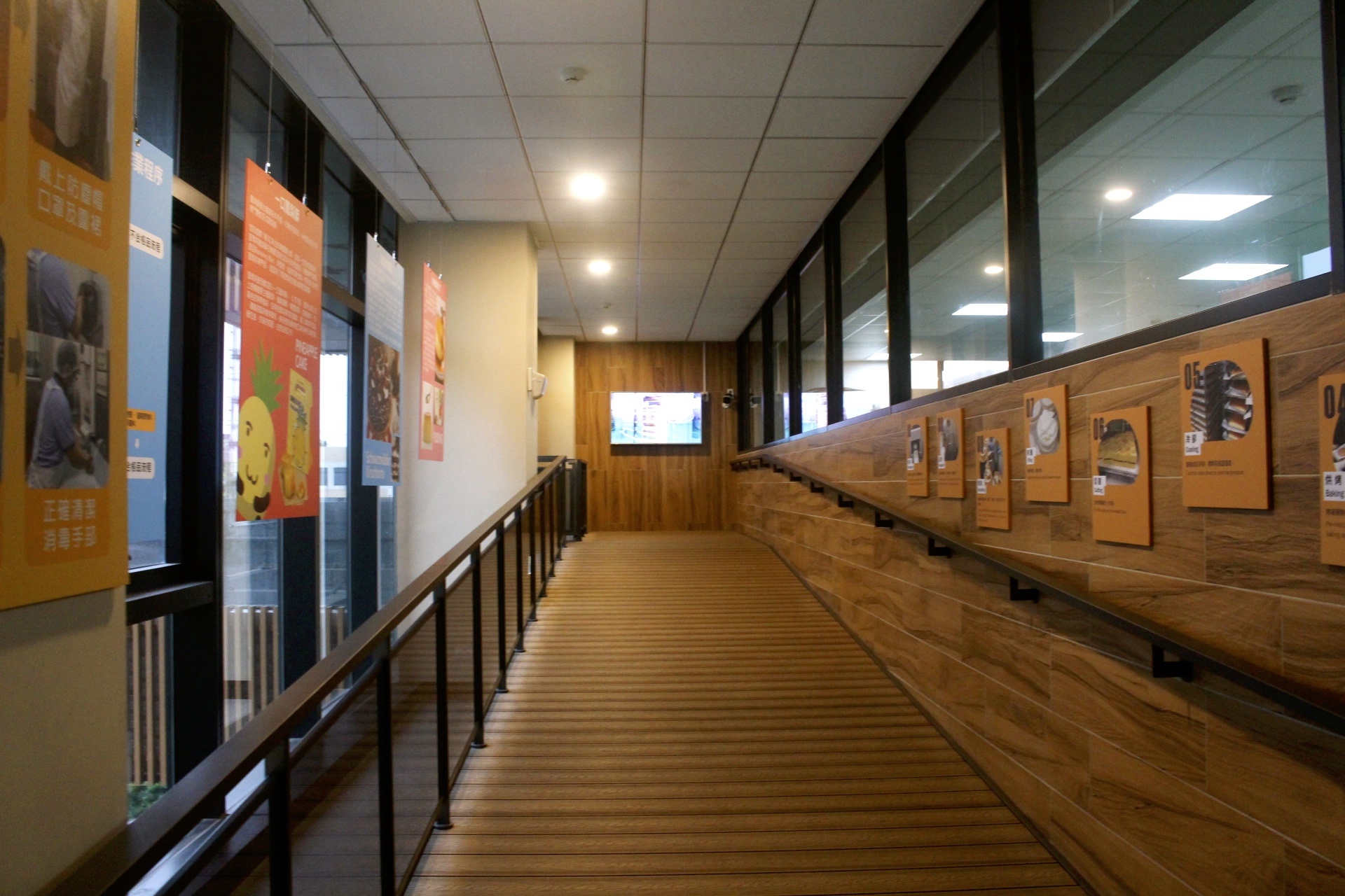 【玩 聖瑪莉丹麥麵包莊園】新北區最新觀光工廠。小廚師蛋糕DIY、VR體驗還有北歐風主題拍照區! 【玩 聖瑪莉丹麥麵包莊園】新北區最新觀光工廠。小廚師蛋糕DIY、VR體驗還有北歐風主題拍照區!