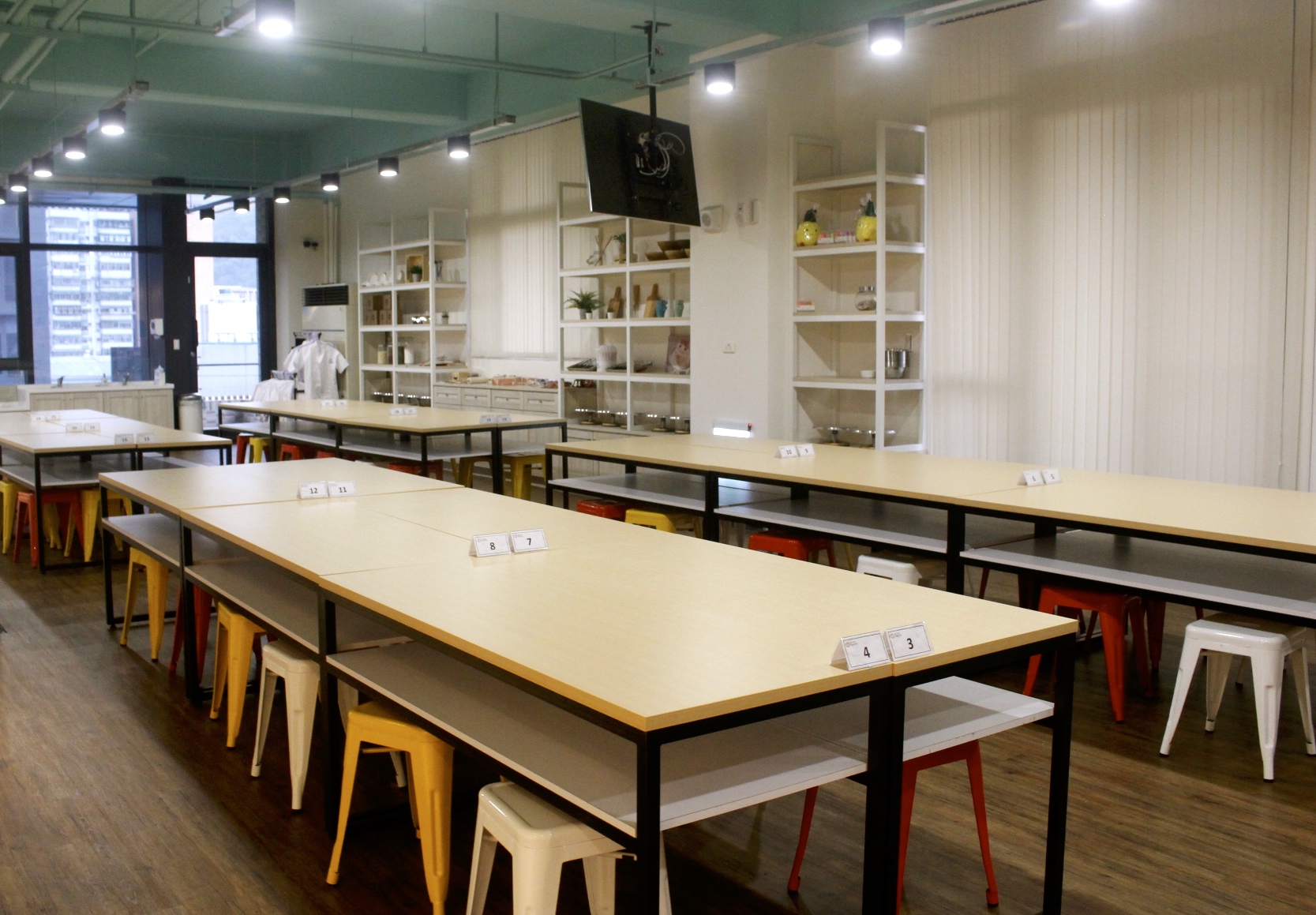 【玩 聖瑪莉丹麥麵包莊園】新北區最新觀光工廠。小廚師蛋糕DIY、VR體驗還有北歐風主題拍照區! 【玩 聖瑪莉丹麥麵包莊園】新北區最新觀光工廠。小廚師蛋糕DIY、VR體驗還有北歐風主題拍照區!