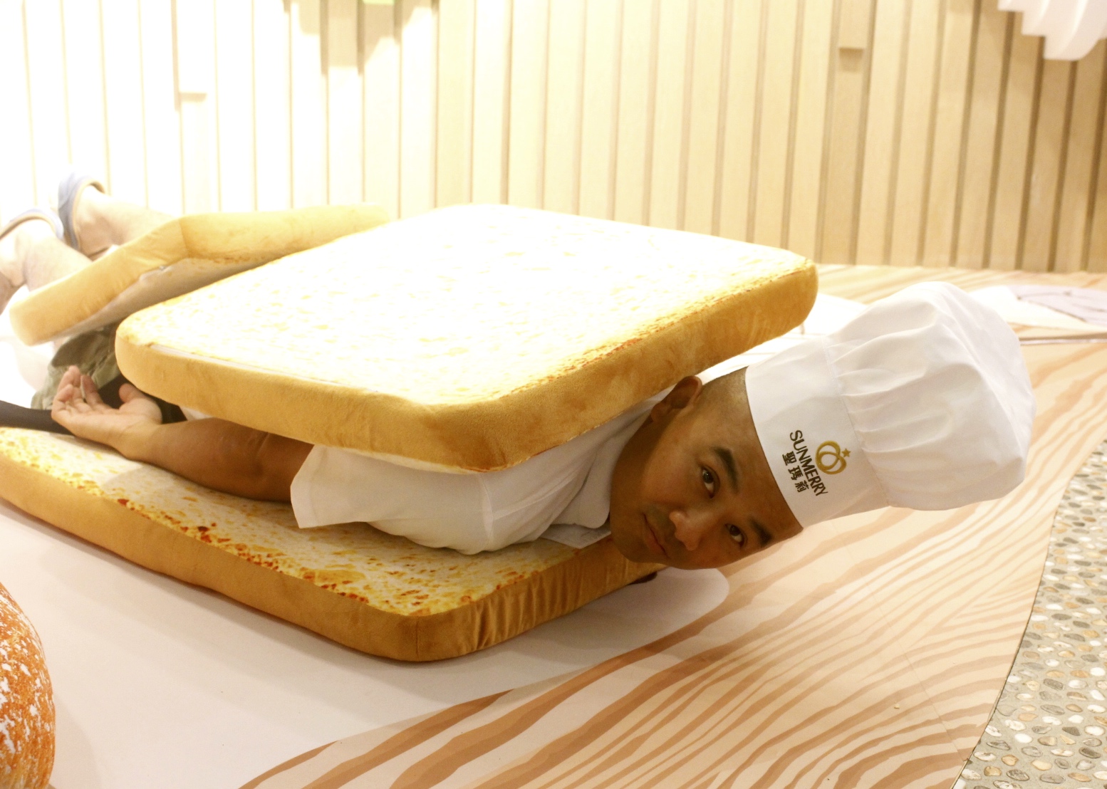 【玩 聖瑪莉丹麥麵包莊園】新北區最新觀光工廠。小廚師蛋糕DIY、VR體驗還有北歐風主題拍照區! 【玩 聖瑪莉丹麥麵包莊園】新北區最新觀光工廠。小廚師蛋糕DIY、VR體驗還有北歐風主題拍照區!