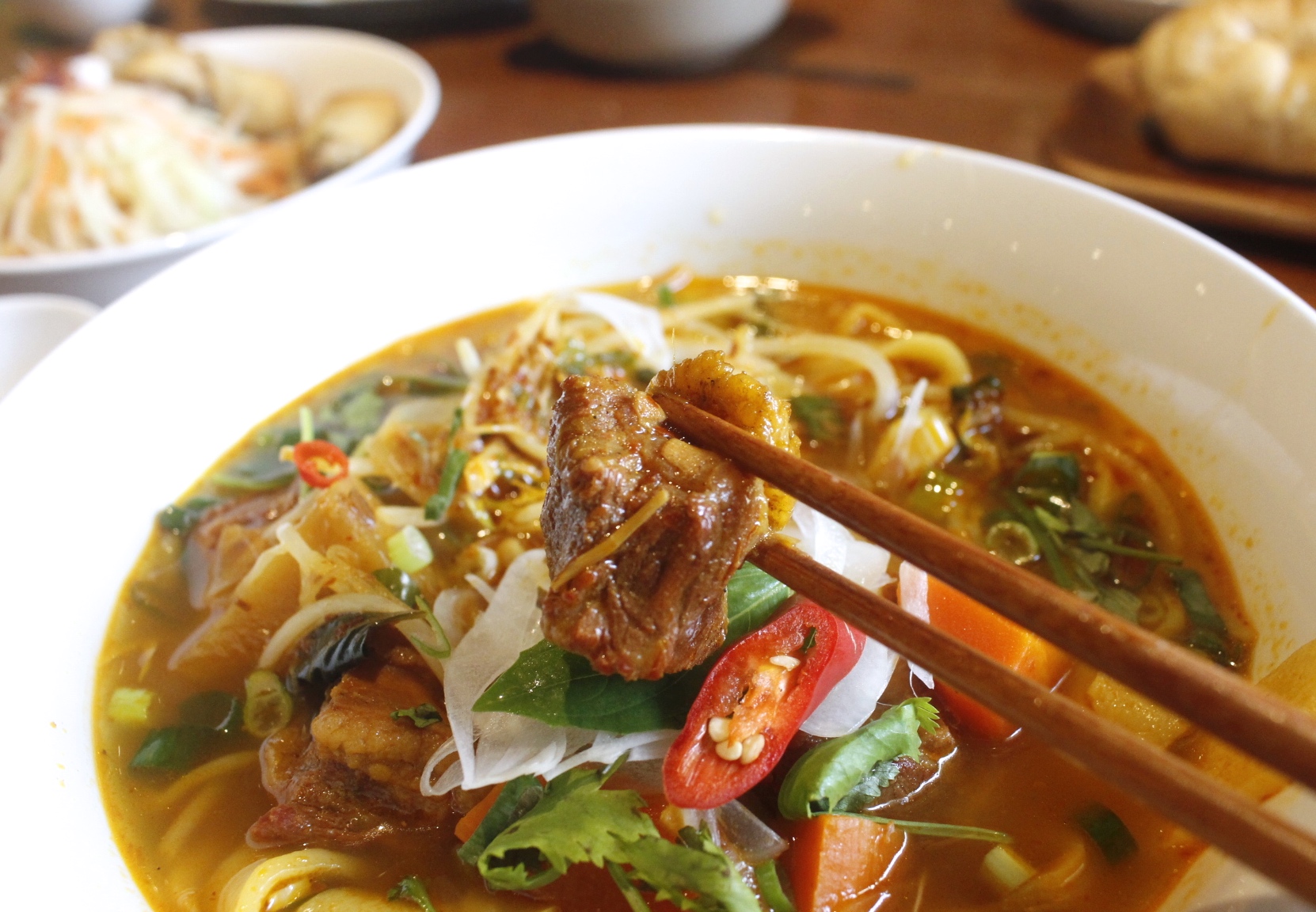 【食 金福越式河粉】藏匿民宅巷弄KING PHO BAR。超設計感越式餐館.內用提供泰式奶茶喝到飽! 【食 金福越式河粉】藏匿民宅巷弄KING PHO BAR。超設計感越式餐館.內用提供泰式奶茶喝到飽!