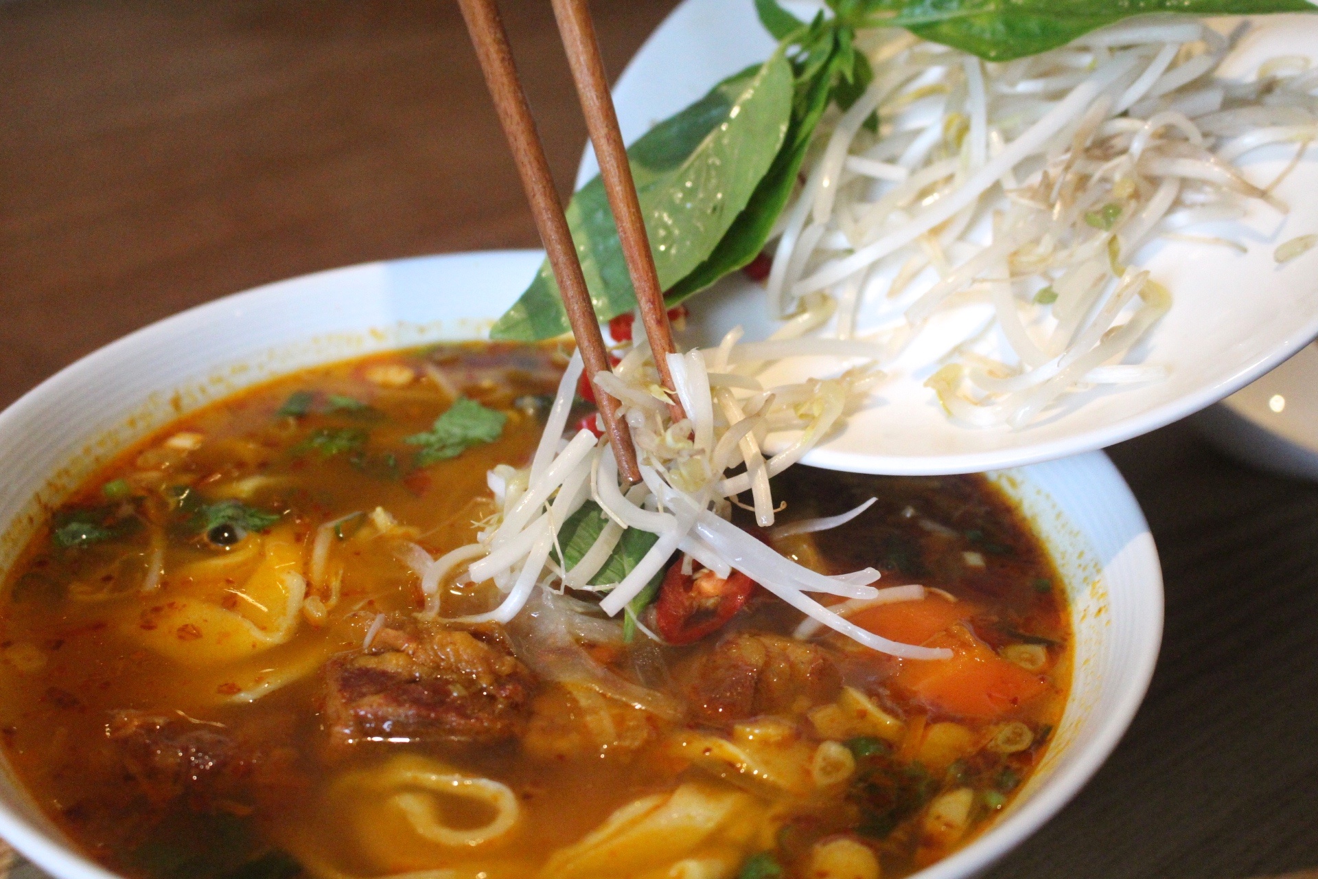 【食 金福越式河粉】藏匿民宅巷弄KING PHO BAR。超設計感越式餐館.內用提供泰式奶茶喝到飽! 【食 金福越式河粉】藏匿民宅巷弄KING PHO BAR。超設計感越式餐館.內用提供泰式奶茶喝到飽!