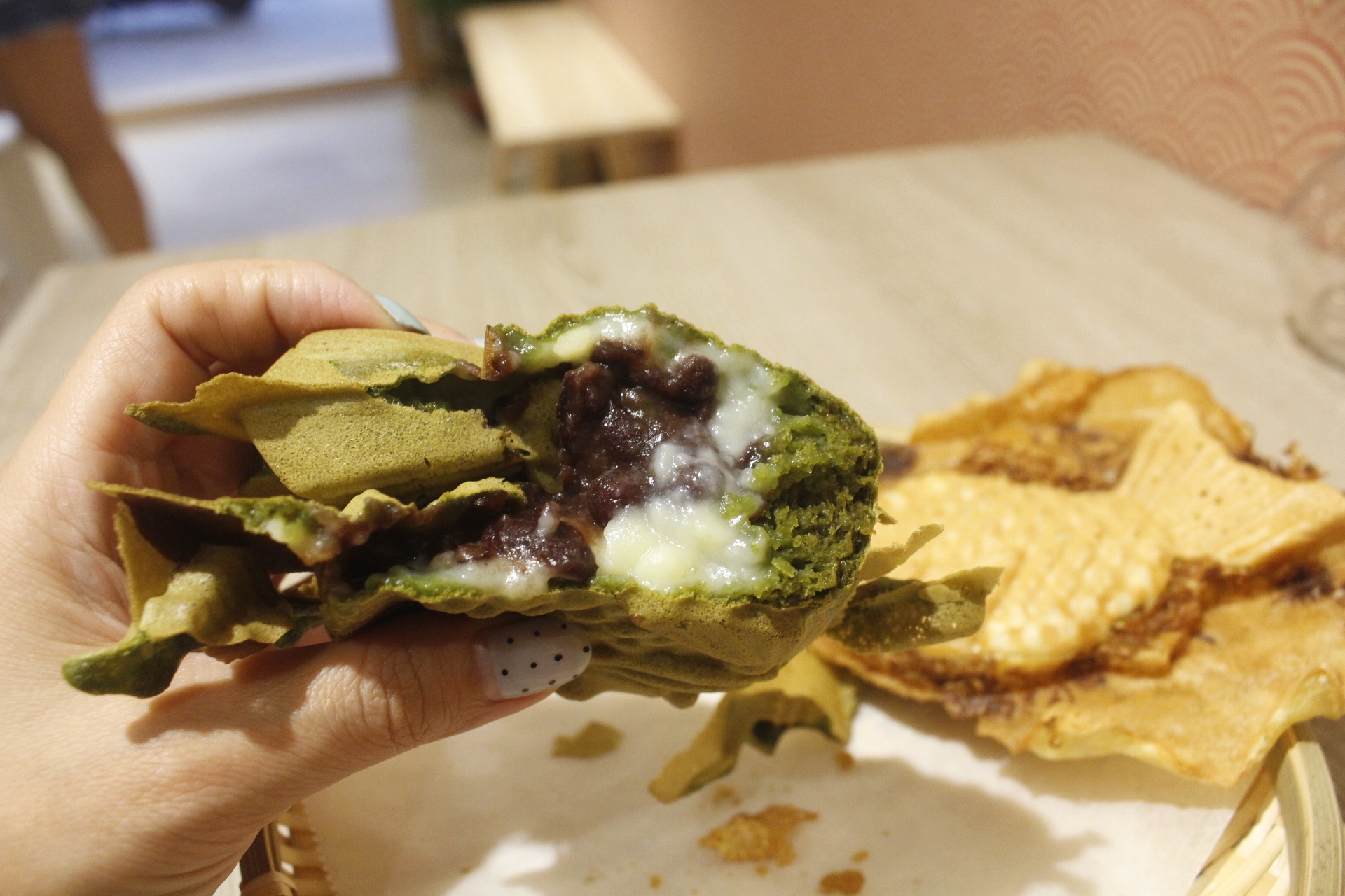 【食 たいやき工房】鯛魚燒工房台灣店。北海道知名甜點.外皮超浮誇好酥脆、用料又實在! 【食 たいやき工房】鯛魚燒工房台灣店。北海道知名甜點.外皮超浮誇好酥脆、用料又實在!