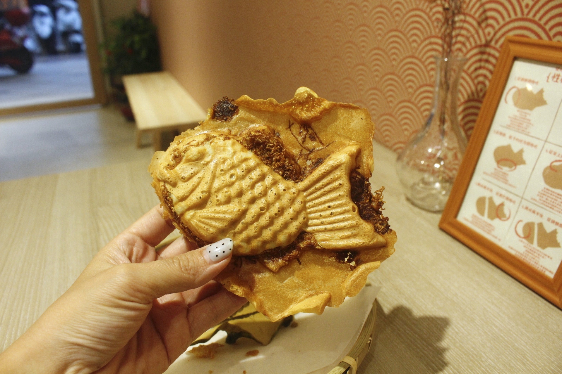 【食 たいやき工房】鯛魚燒工房台灣店。北海道知名甜點.外皮超浮誇好酥脆、用料又實在! 【食 たいやき工房】鯛魚燒工房台灣店。北海道知名甜點.外皮超浮誇好酥脆、用料又實在!