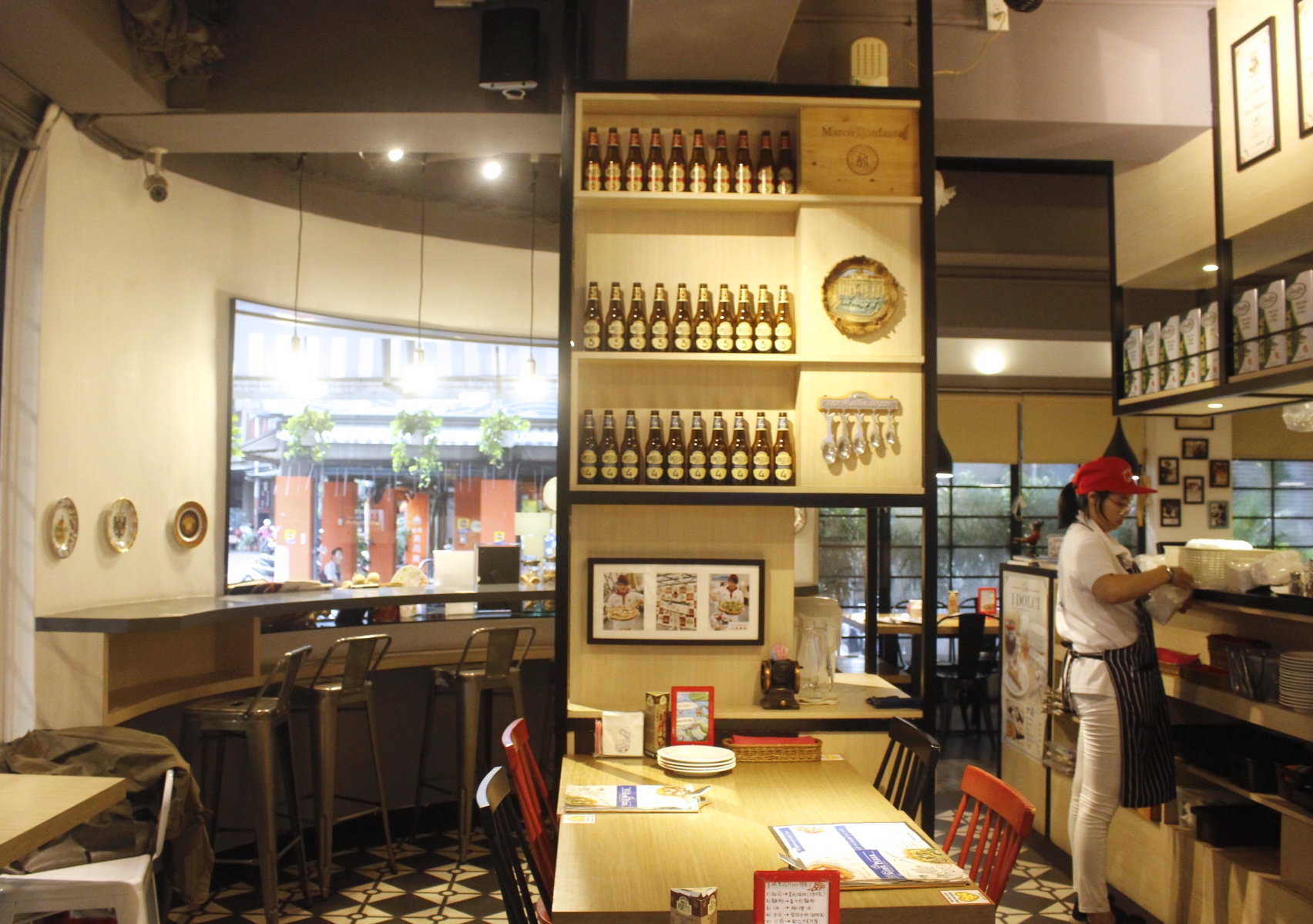 【食 Gino Pizza Napoletana】CAPUTO盃常勝軍!2019年世界冠軍就在這.正宗拿坡里披薩好吃 【食 Gino Pizza Napoletana】CAPUTO盃常勝軍!2019年世界冠軍就在這.正宗拿坡里披薩好吃