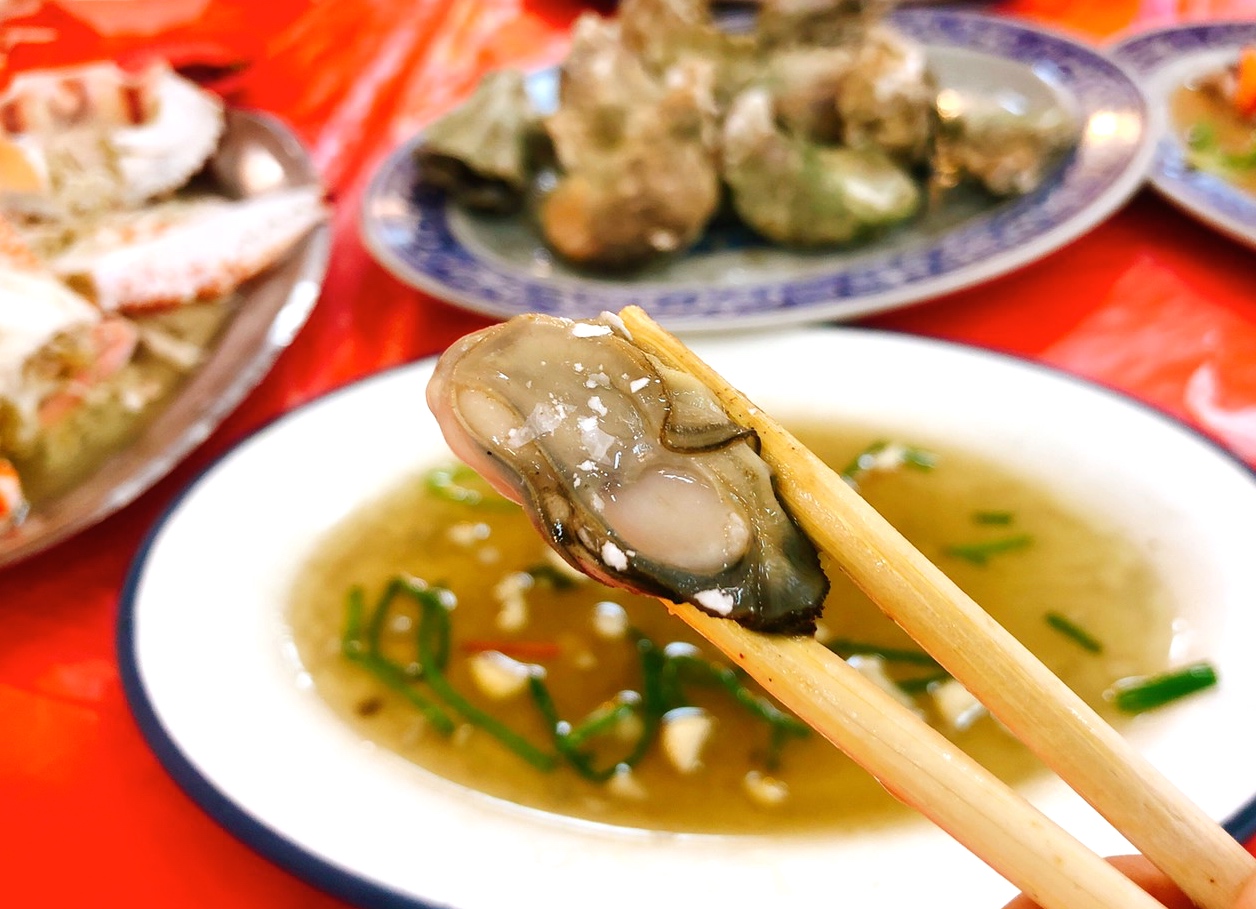 〖碧砂漁港〗尚青的海鮮就在這!現剖馬糞海膽、清蒸活體花蟹、沙蝦.吃飽繼續到廣場散步 〖碧砂漁港〗尚青的海鮮就在這!現剖馬糞海膽、清蒸活體花蟹、沙蝦.吃飽繼續到廣場散步