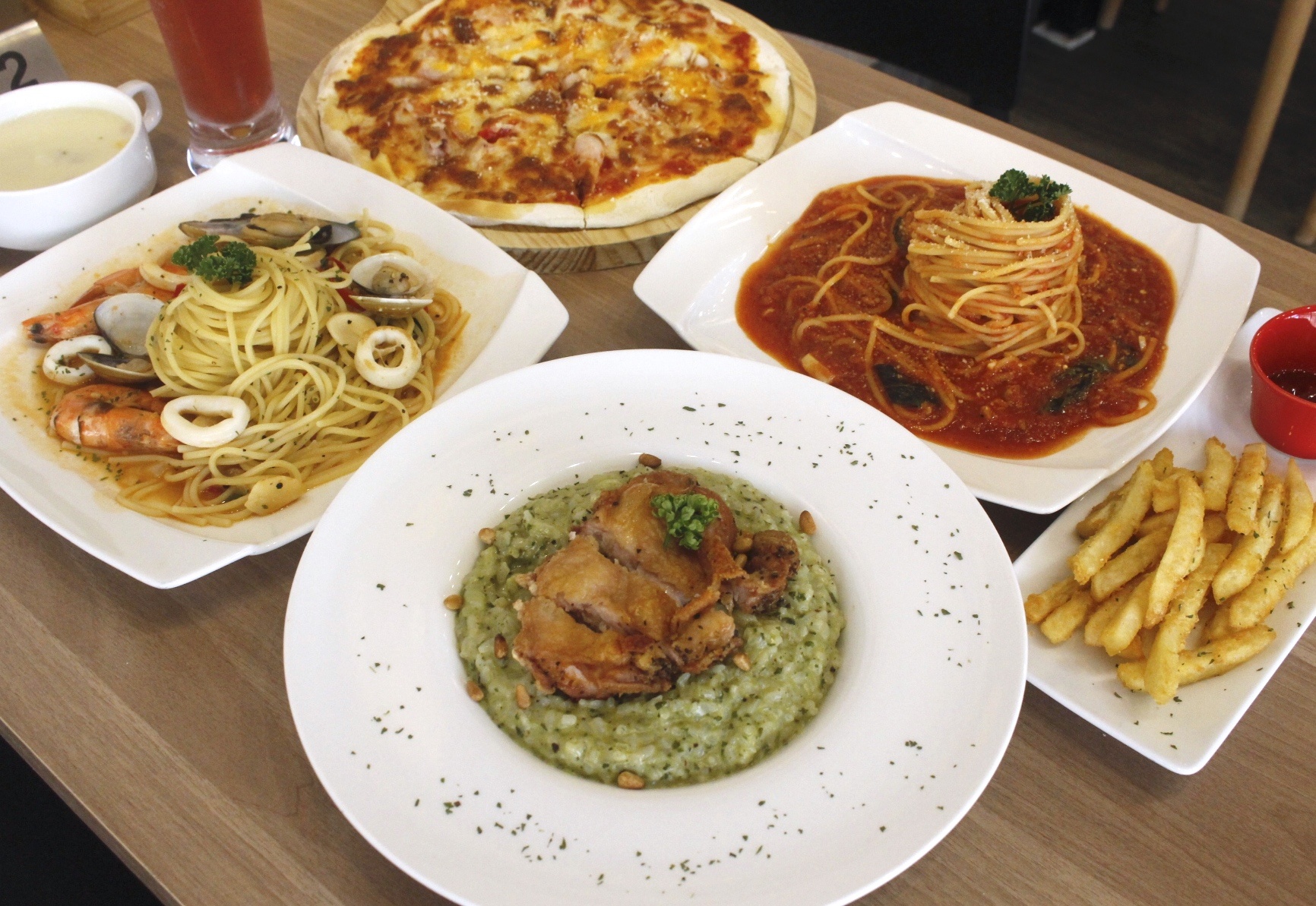 【食 Osteria68義式餐館】力行路上低調義式餐廳。主廚推薦義大利麵、燉飯&手桿披薩.延伸了家的溫馨感 【食 Osteria68義式餐館】力行路上低調義式餐廳。主廚推薦義大利麵、燉飯&手桿披薩.延伸了家的溫馨感