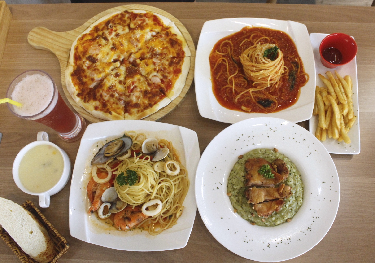 【食 Osteria68義式餐館】力行路上低調義式餐廳。主廚推薦義大利麵、燉飯&手桿披薩.延伸了家的溫馨感 【食 Osteria68義式餐館】力行路上低調義式餐廳。主廚推薦義大利麵、燉飯&手桿披薩.延伸了家的溫馨感