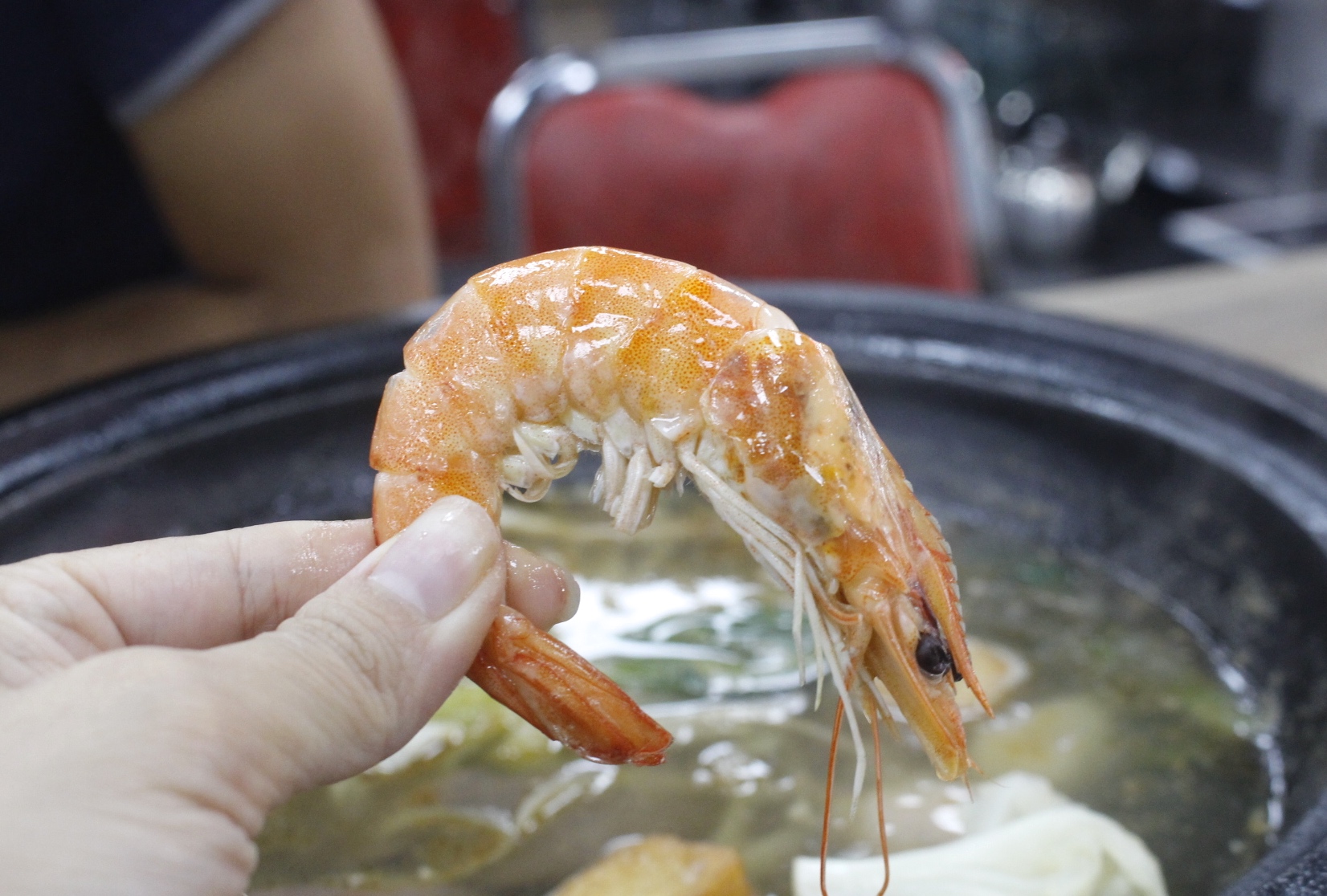 【食 小紅莓自助式石頭火鍋城】松江內湖老字號火鍋“桃園”也有分店!大火爆炒洋蔥、依盤計費、環境寬敞適合聚餐 【食 小紅莓自助式石頭火鍋城】松江內湖老字號火鍋“桃園”也有分店!大火爆炒洋蔥、依盤計費、環境寬敞適合聚餐