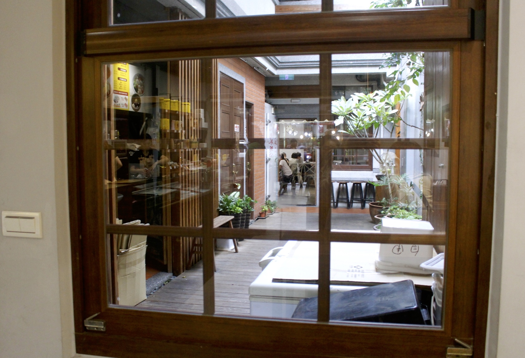 【食 枝仔冰城】高雄旗山90年老店「大稻埕」也吃得到。阿嬤手工四色湯圓、古早味清冰都好吃
