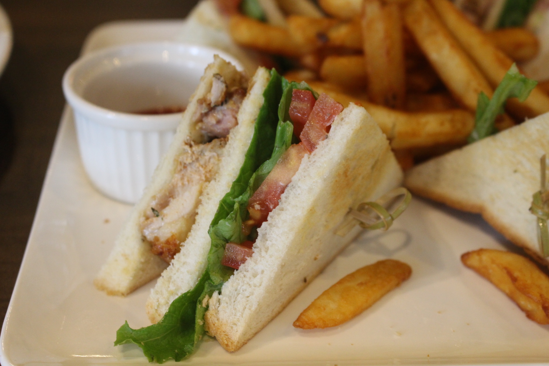 【食 義百代餐館】老字號利百代彩筆文創館就在龜山工業區!12/20~12/26打卡享優惠、還有文具特惠活動 【食 義百代餐館】老字號利百代彩筆文創館就在龜山工業區!12/20~12/26打卡享優惠、還有文具特惠活動
