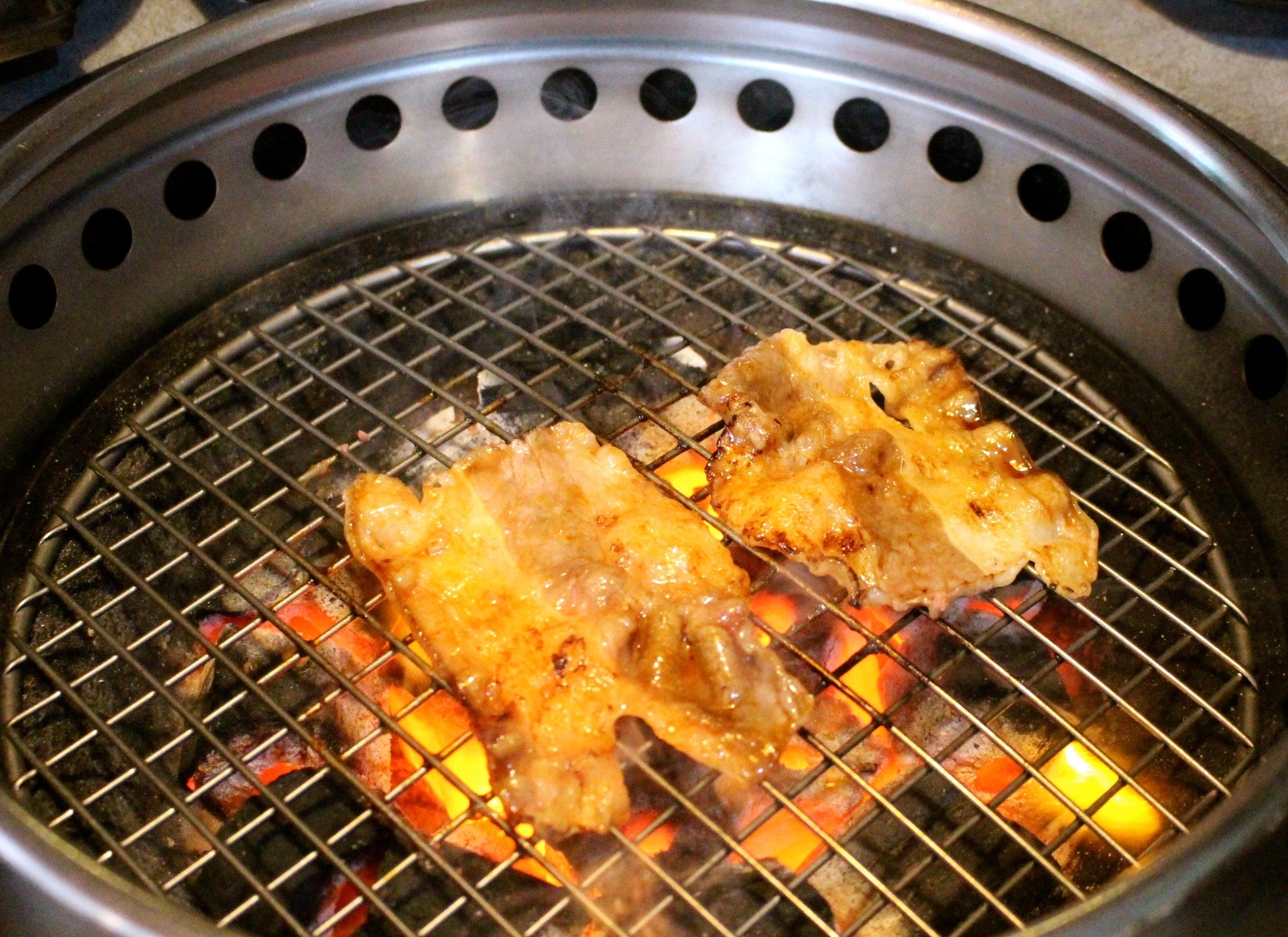 【食 我!就厲害】鄰近南崁交流道!西門町來的燒肉吃到飽.泰國蝦、美國和牛、haagen dazs全都吃到飽! 【食 我!就厲害】鄰近南崁交流道!西門町來的燒肉吃到飽.泰國蝦、美國和牛、haagen dazs全都吃到飽!