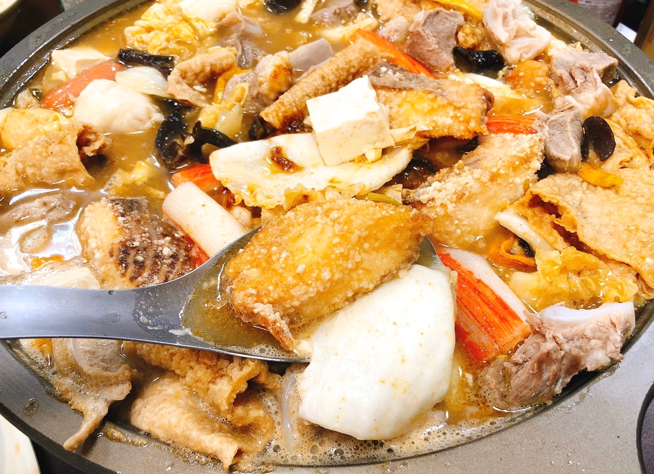 【食 霸王沙鍋魚頭】排不到林聰明改三角窗沙鍋魚頭。超份量「海陸霸王鍋」滿滿滿吃都吃不完! 【食 霸王沙鍋魚頭】排不到林聰明改三角窗沙鍋魚頭。超份量「海陸霸王鍋」滿滿滿吃都吃不完!