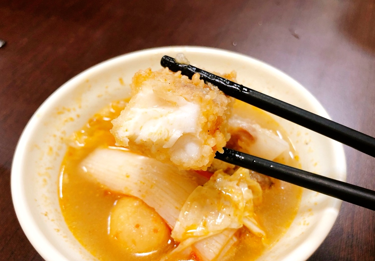 【食 霸王沙鍋魚頭】排不到林聰明改三角窗沙鍋魚頭。超份量「海陸霸王鍋」滿滿滿吃都吃不完！