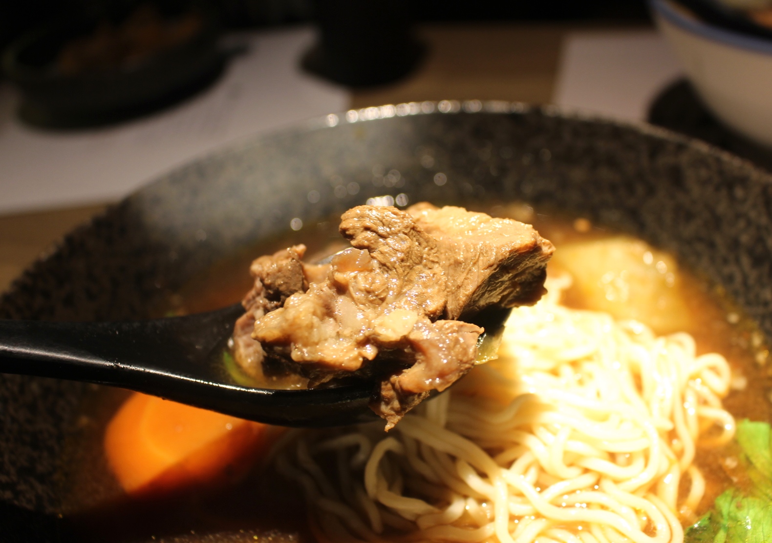 【食 太初 麵食りようり】2020再訪排隊禪風麵店!搬家公益路上、提供免費冬瓜茶、不收服務費 【食 太初 麵食りようり】2020再訪排隊禪風麵店!搬家公益路上、提供免費冬瓜茶、不收服務費