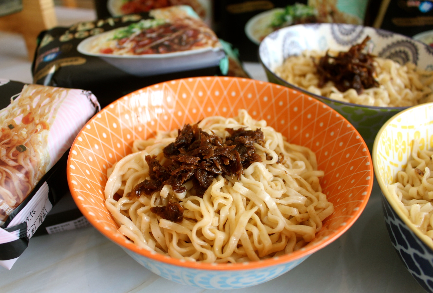 【食 漁品軒醬拌麵】傳承ㄧ甲子基隆在地漁品軒!小卷醬包搭配蕎麥麵,輕鬆快速完成一餐 【食 漁品軒醬拌麵】傳承ㄧ甲子基隆在地漁品軒!小卷醬包搭配蕎麥麵,輕鬆快速完成一餐