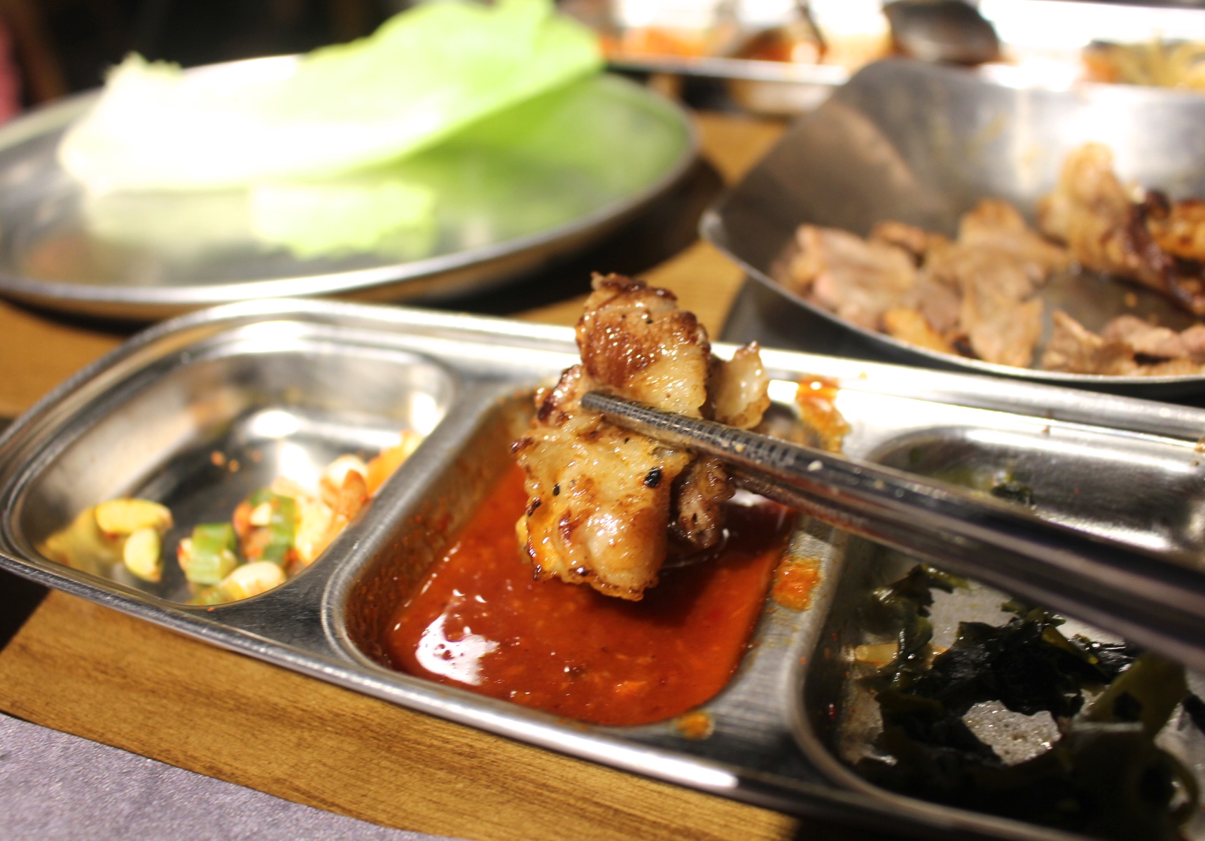 【食 阿豬媽아줌마韓式烤肉】持學生證399元吃到飽！韓式火鍋+鍋物兩吃．自助海鮮煎餅、韓式小菜、泡麵和火鍋配料