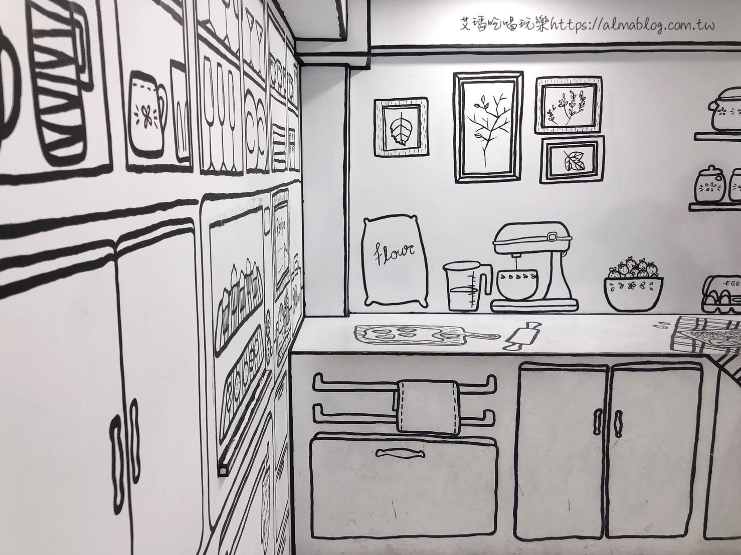 〖2D TAIWAN〗二次元漫畫風咖啡館.整間裝潢都用畫的!B1還有秘境小洞.居酒屋.烘焙廚房.日本電車 〖2D TAIWAN〗二次元漫畫風咖啡館.整間裝潢都用畫的!B1還有秘境小洞.居酒屋.烘焙廚房.日本電車